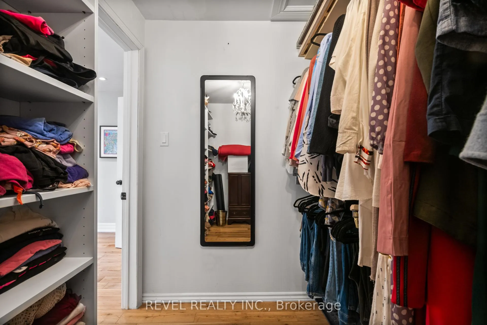 Photo 24 of 1428 Mill Street, Caledon, Cheltenham — HOMEH