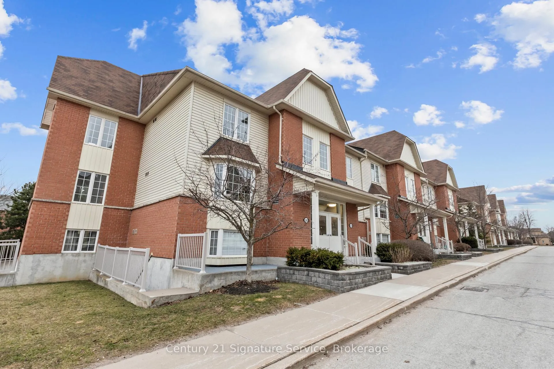 Photo 4 of Unit 1, 24 Petra Way, Whitby, Pringle Creek — HOMEH