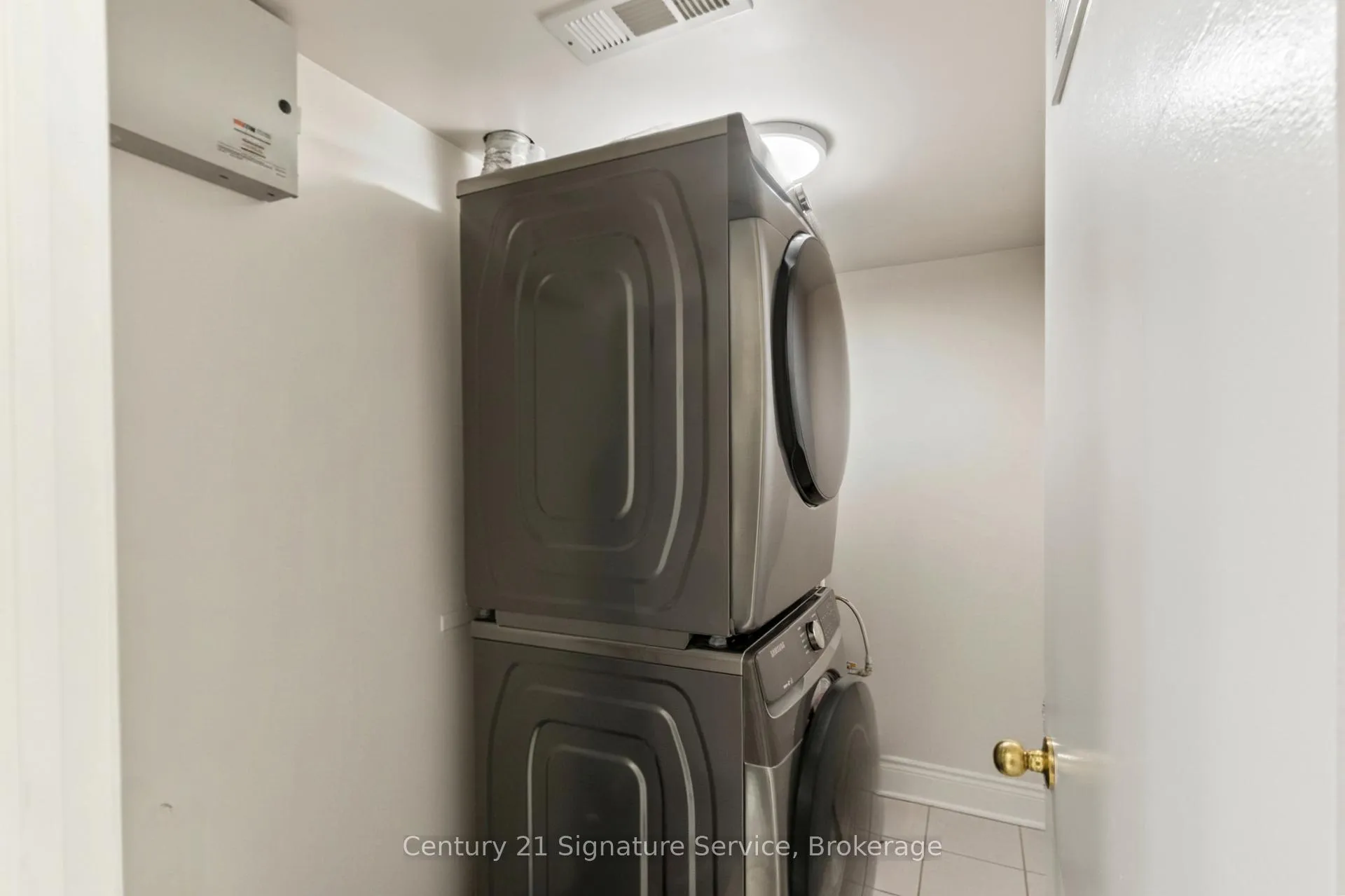 Photo 24 of Unit 1, 24 Petra Way, Whitby, Pringle Creek — HOMEH