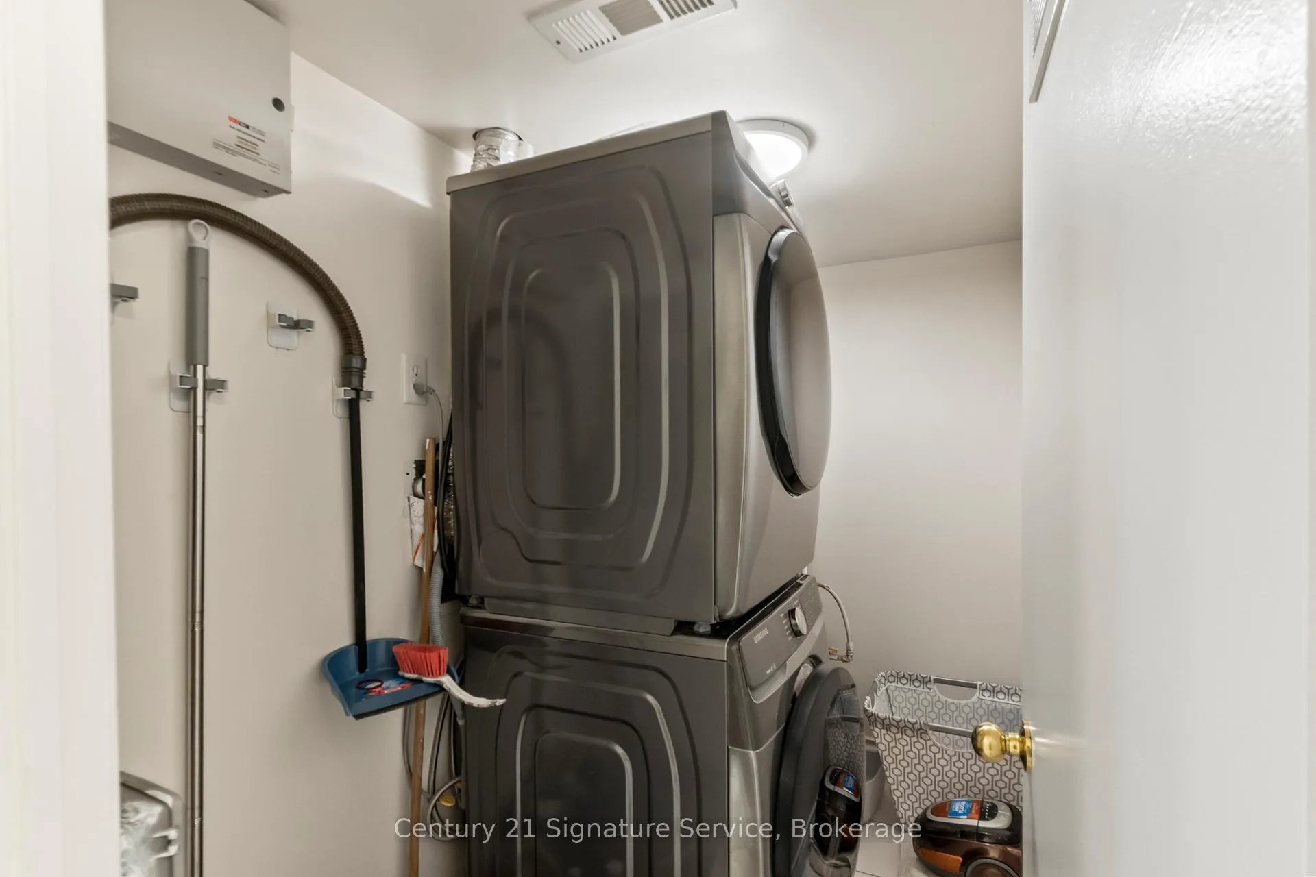 Photo 29 of Unit 1, 24 Petra Way, Whitby, Pringle Creek — HOMEH