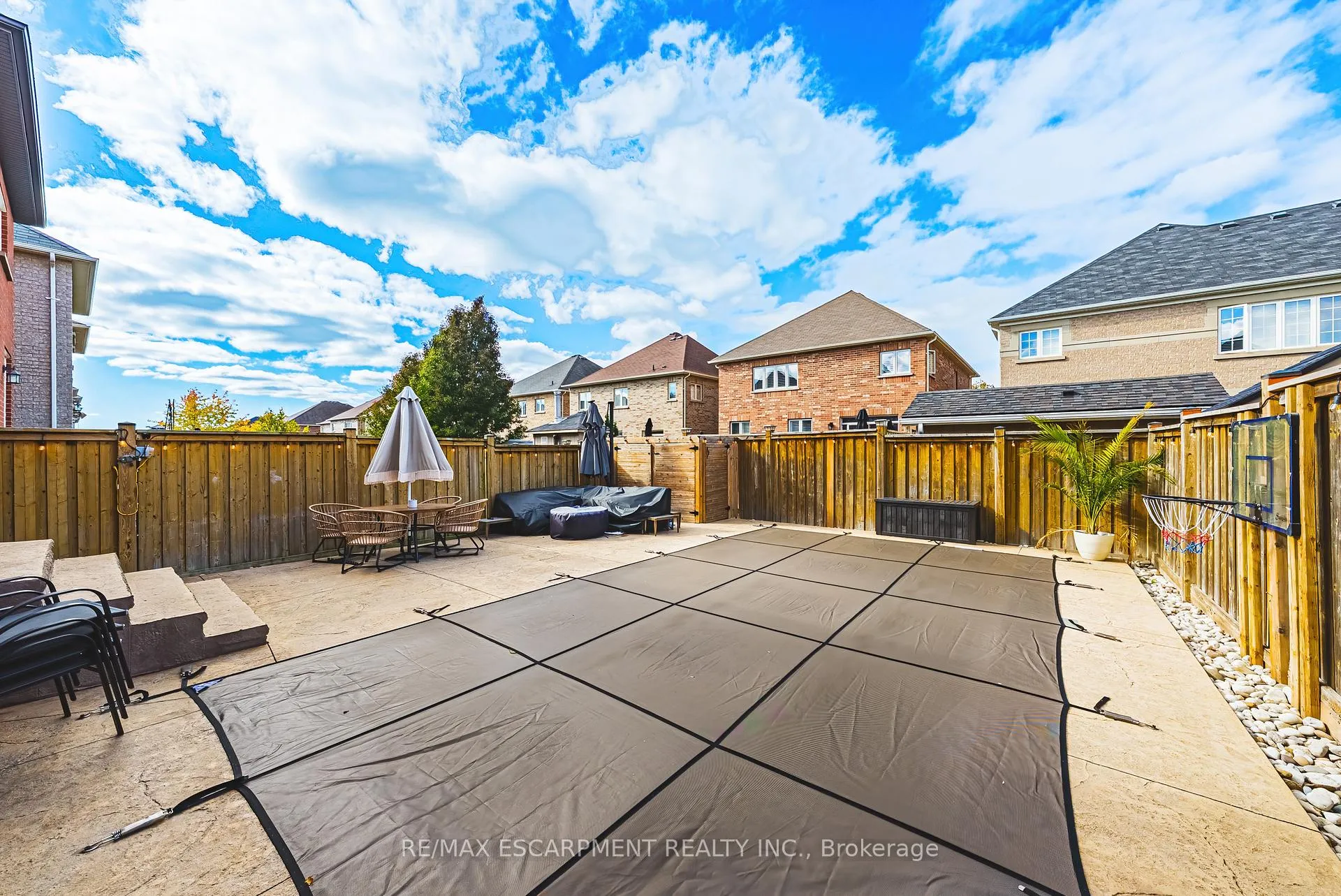 Photo 29 of 8 Matteo Trail, Hamilton, Sheldon — HOMEH