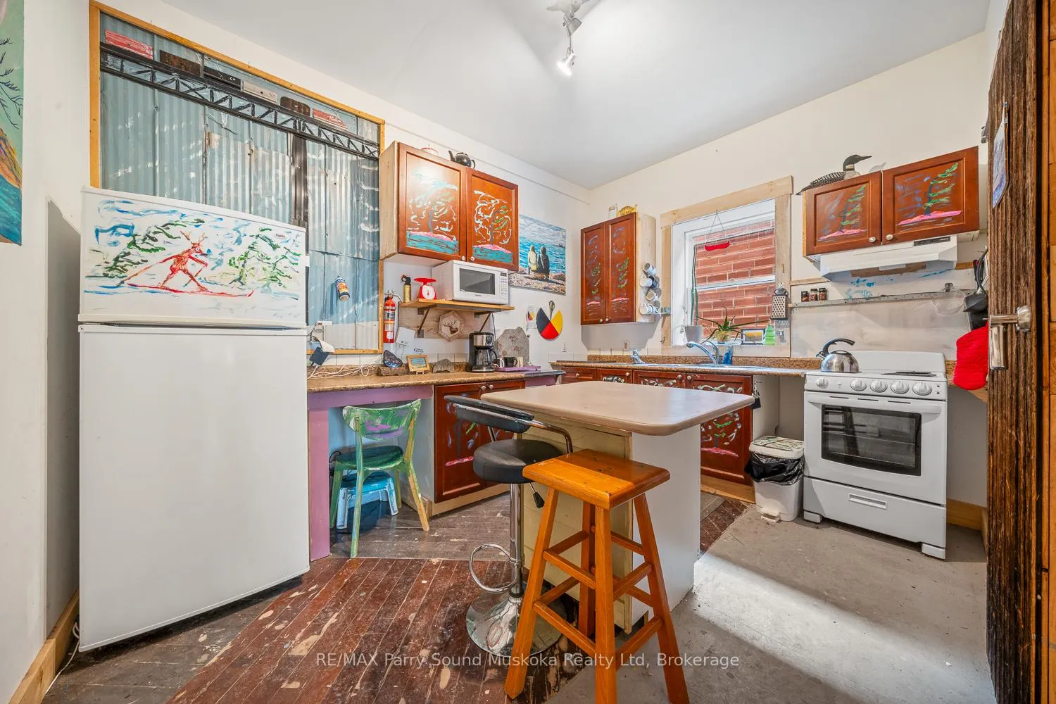 Photo 14 of 47 Gibson Street, Parry Sound — HOMEH