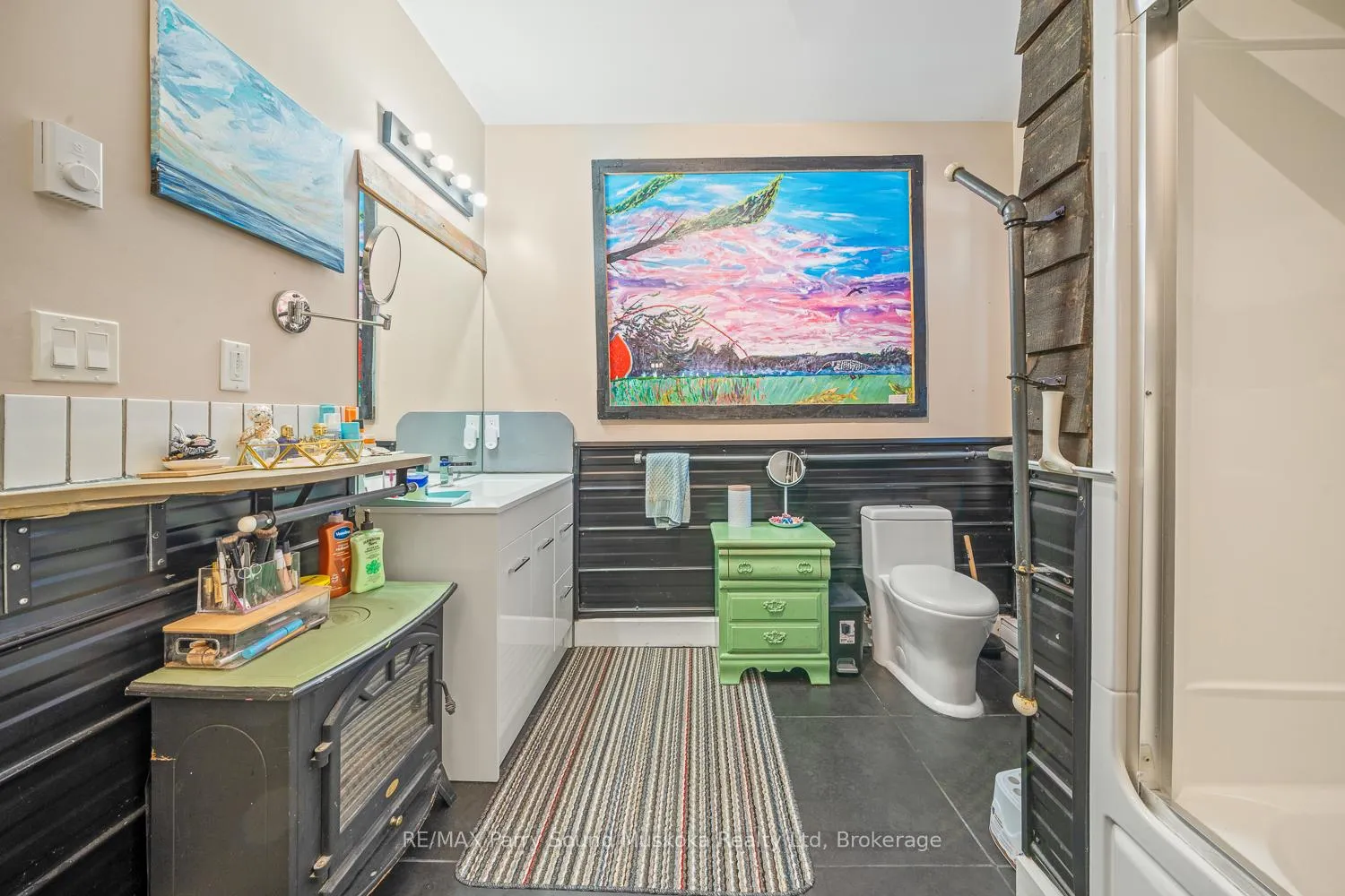 Photo 21 of 47 Gibson Street, Parry Sound — HOMEH