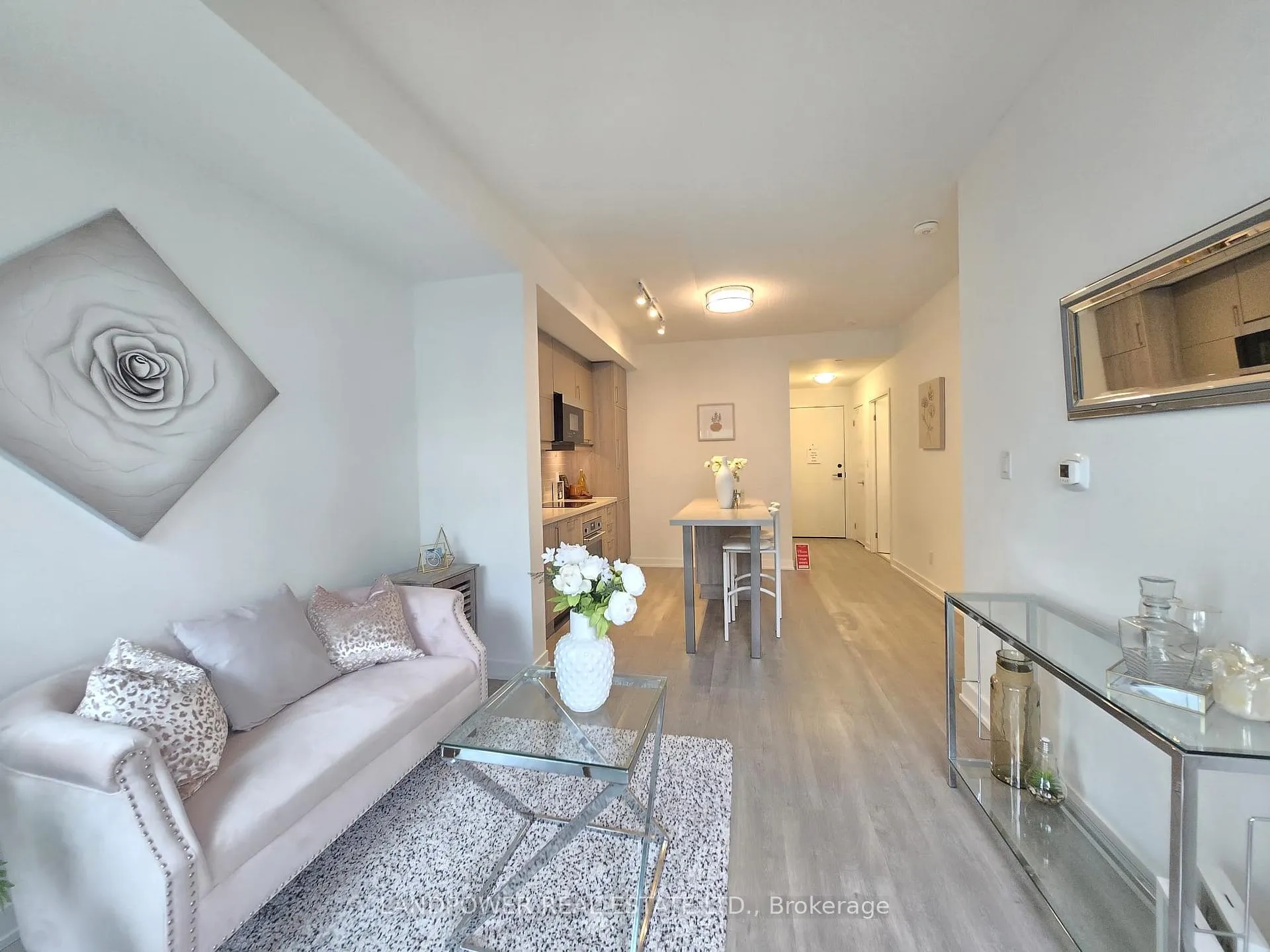 Photo 6 of Unit 614, 8119 Birchmount Road, Markham, Unionville — HOMEH