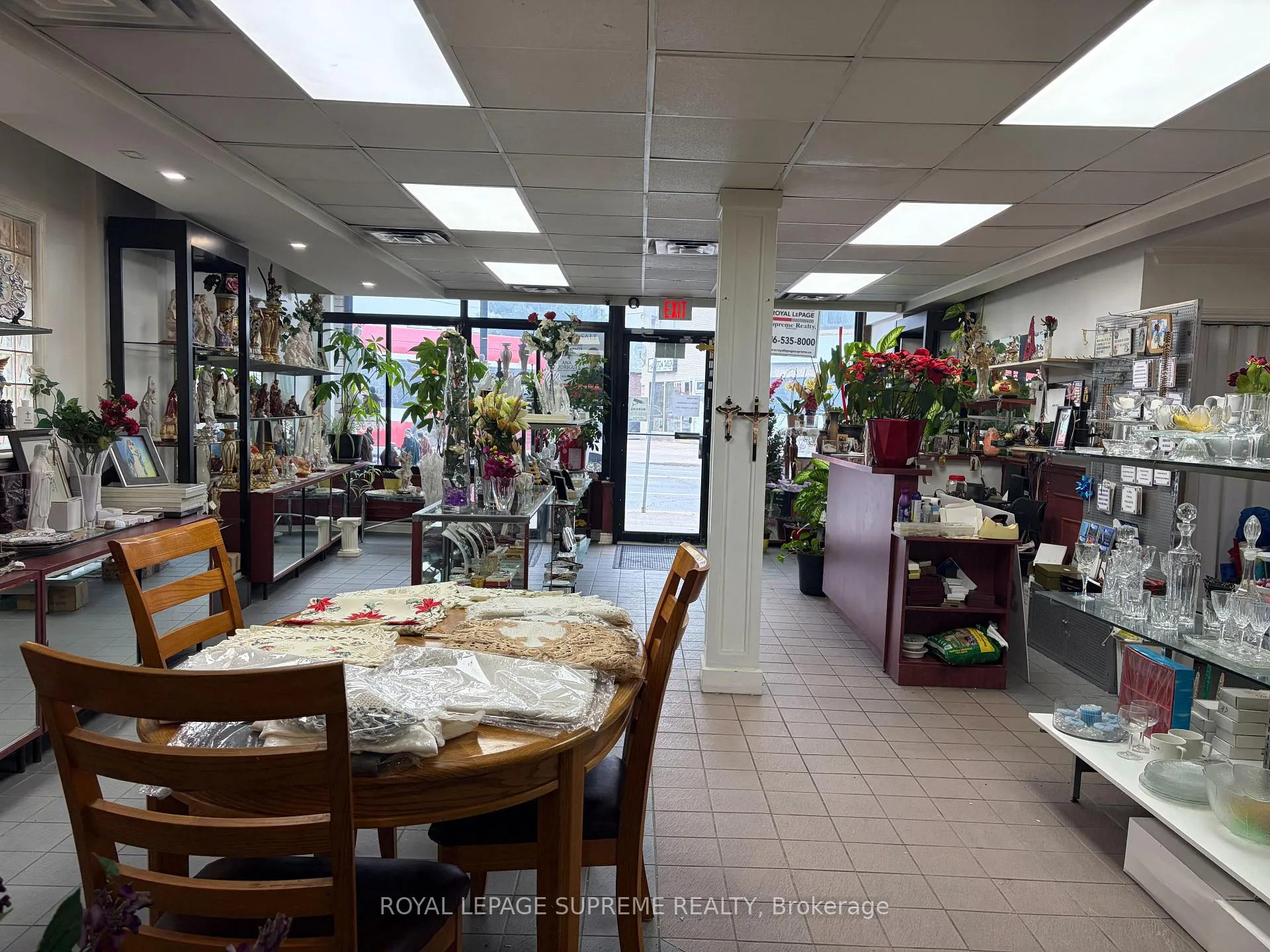 Photo 8 of 529 Rogers Road S, Toronto, Keelesdale-Eglinton West — HOMEH