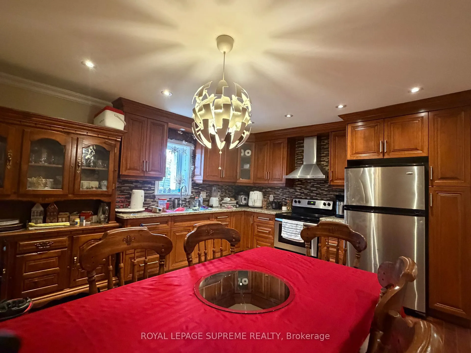 Photo 13 of 529 Rogers Road S, Toronto, Keelesdale-Eglinton West — HOMEH
