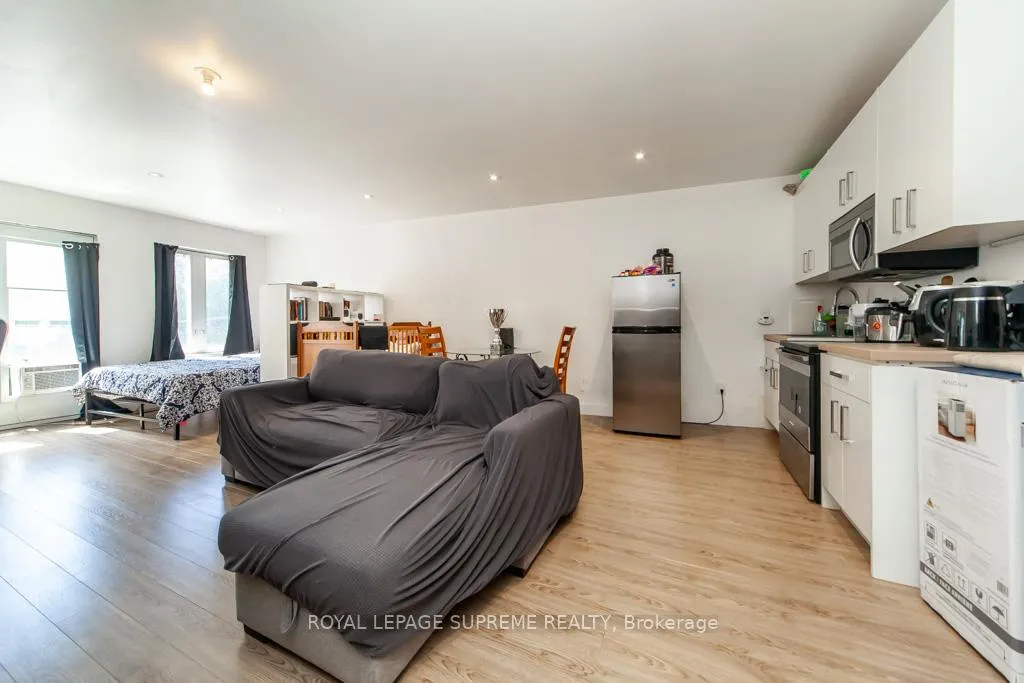 Photo 22 of 529 Rogers Road S, Toronto, Keelesdale-Eglinton West — HOMEH