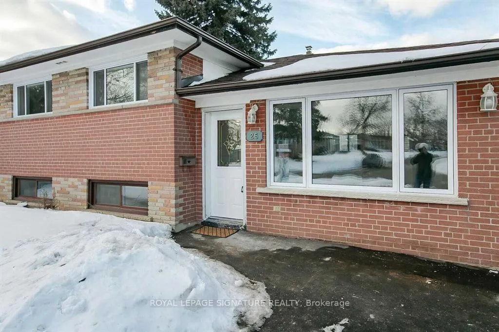 Photo 2 of Unit Upper, 26 Horwood Drive, Brampton, Northwood Park — HOMEH