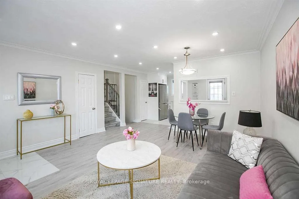 Photo 4 of Unit Upper, 26 Horwood Drive, Brampton, Northwood Park — HOMEH