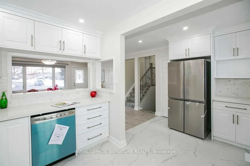 Photo 8 of Unit Upper, 26 Horwood Drive, Brampton, Northwood Park — HOMEH