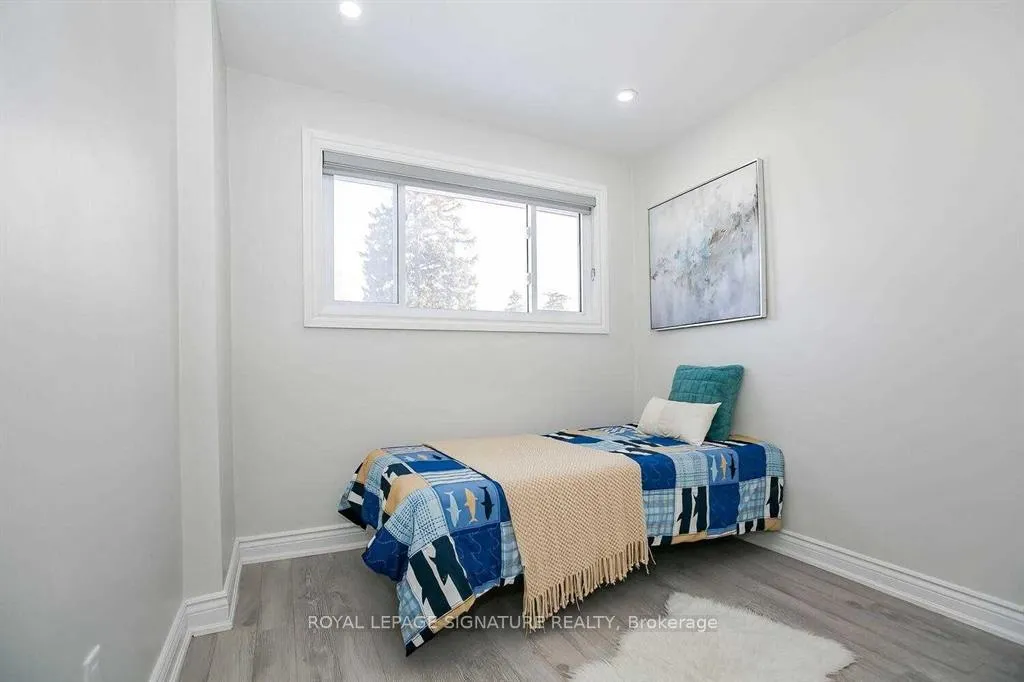 Photo 15 of Unit Upper, 26 Horwood Drive, Brampton, Northwood Park — HOMEH