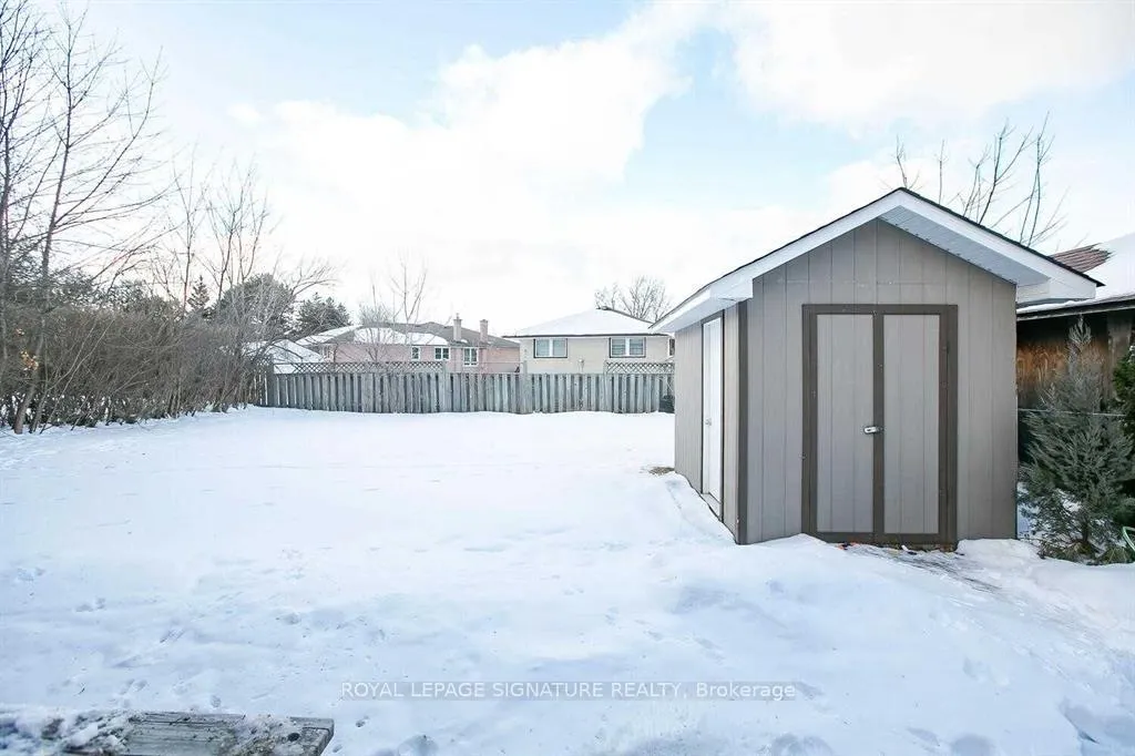 Photo 16 of Unit Upper, 26 Horwood Drive, Brampton, Northwood Park — HOMEH