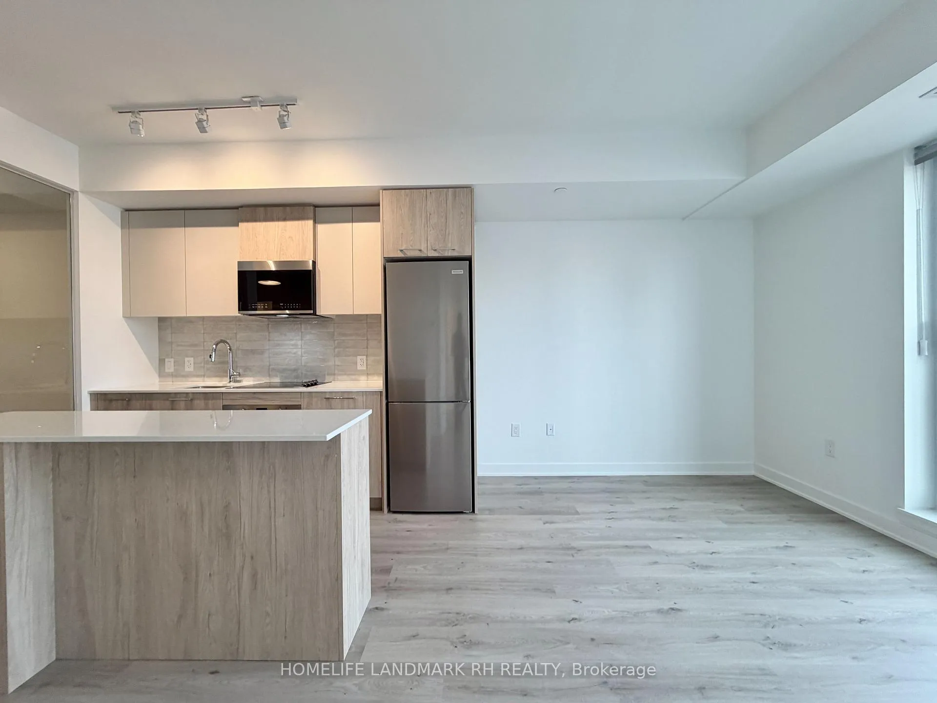 Photo 4 of Unit 561, 30 Dreamers Way, Toronto, Regent Park — HOMEH