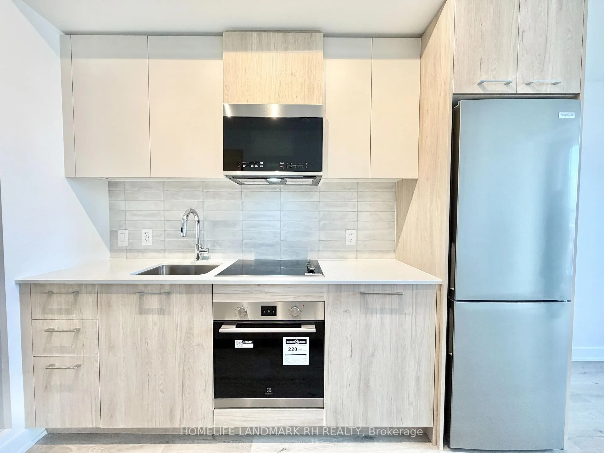 Photo 5 of Unit 561, 30 Dreamers Way, Toronto, Regent Park — HOMEH