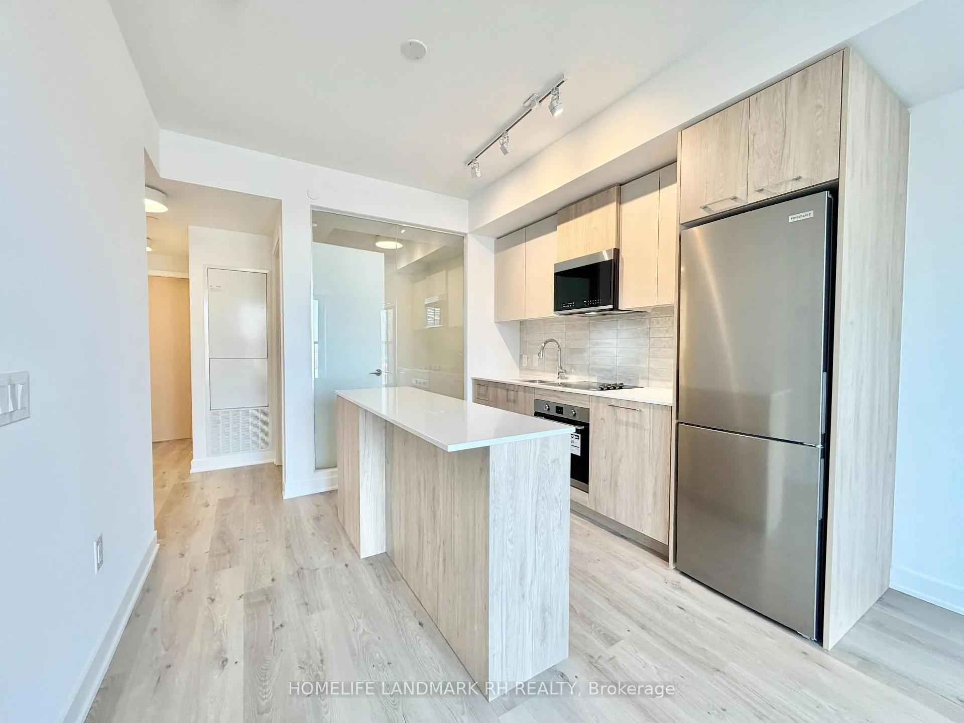 Photo 7 of Unit 561, 30 Dreamers Way, Toronto, Regent Park — HOMEH