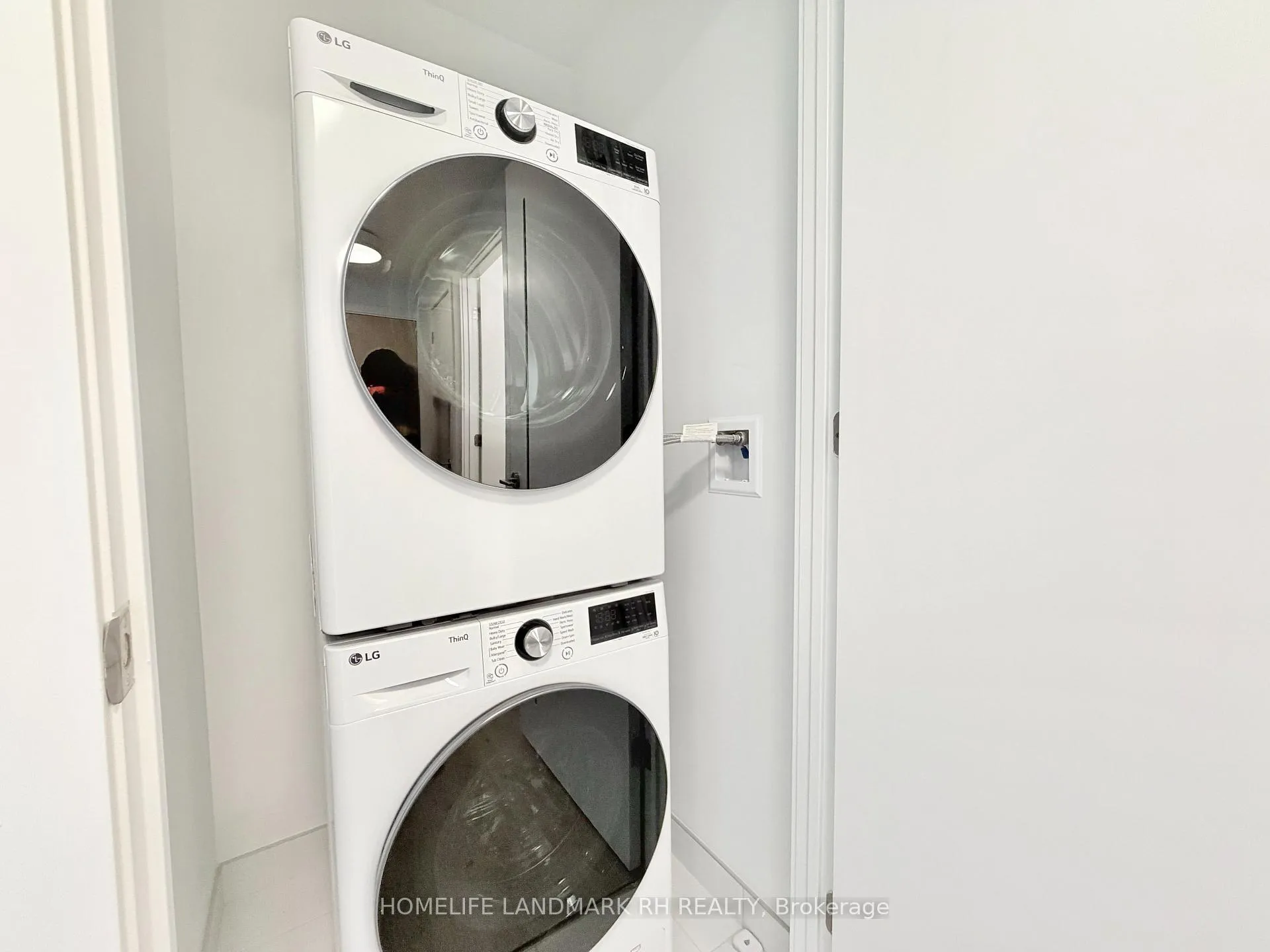 Photo 12 of Unit 561, 30 Dreamers Way, Toronto, Regent Park — HOMEH