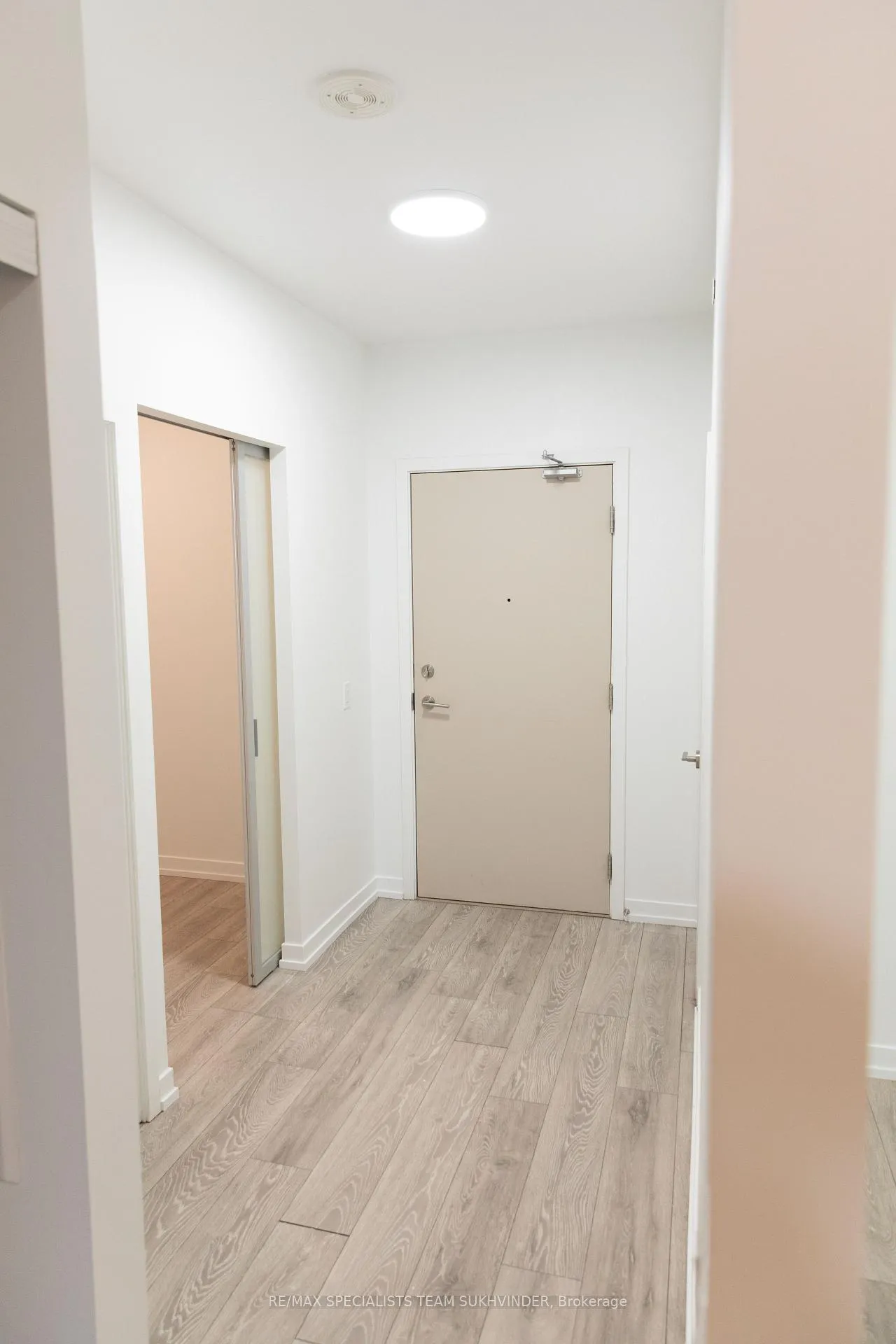 Photo 2 of Unit 637, 2020 Bathurst Street, Toronto, Humewood-Cedarvale — HOMEH