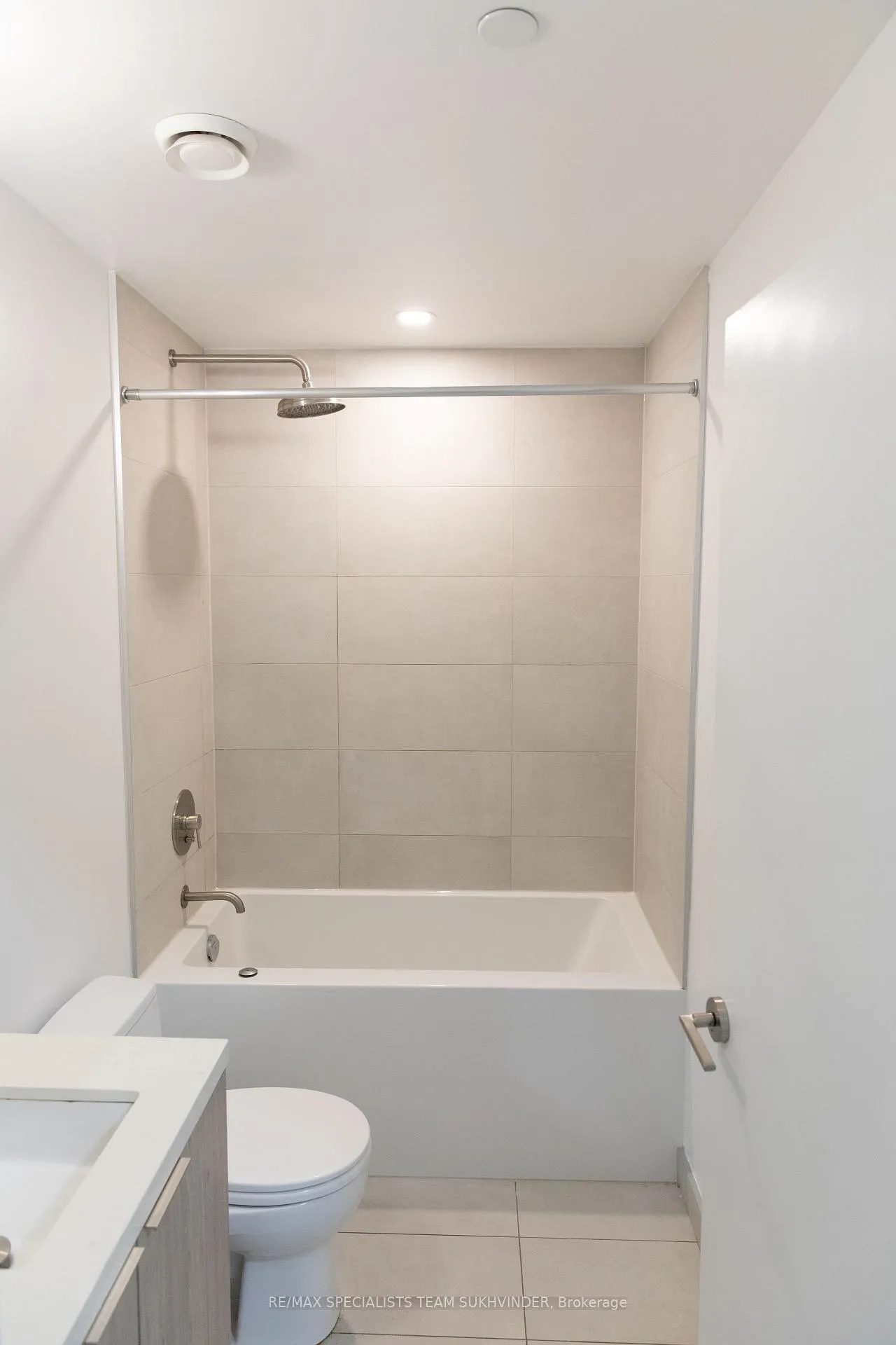 Photo 7 of Unit 637, 2020 Bathurst Street, Toronto, Humewood-Cedarvale — HOMEH
