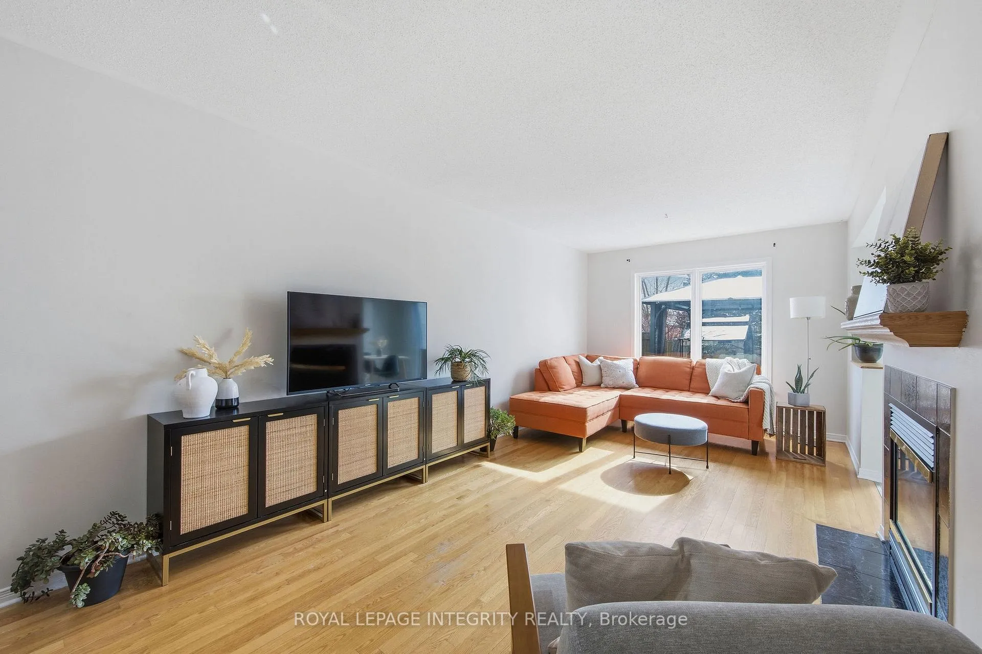 Photo 6 of 4 Binbury Way, Ottawa, Hunt Club Park/Greenboro — HOMEH