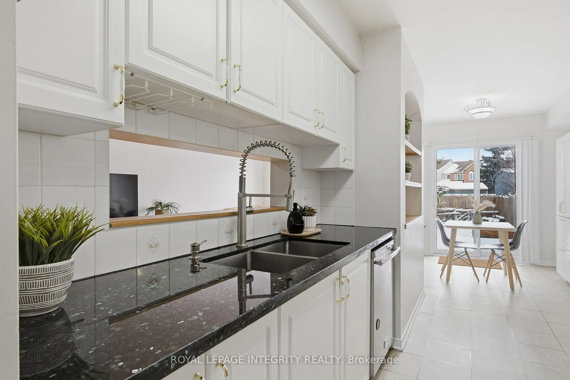 Photo 18 of 4 Binbury Way, Ottawa, Hunt Club Park/Greenboro — HOMEH