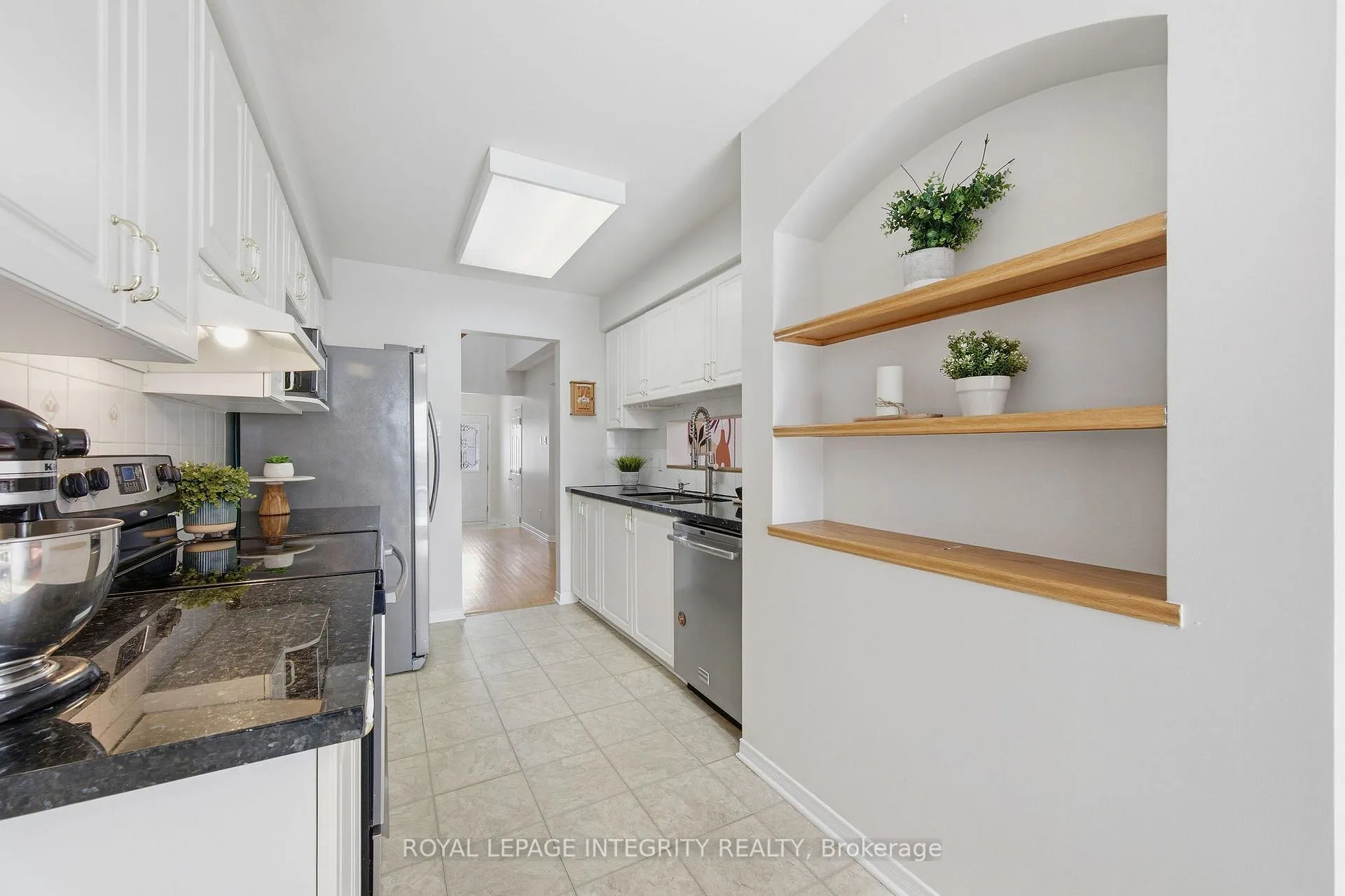 Photo 20 of 4 Binbury Way, Ottawa, Hunt Club Park/Greenboro — HOMEH