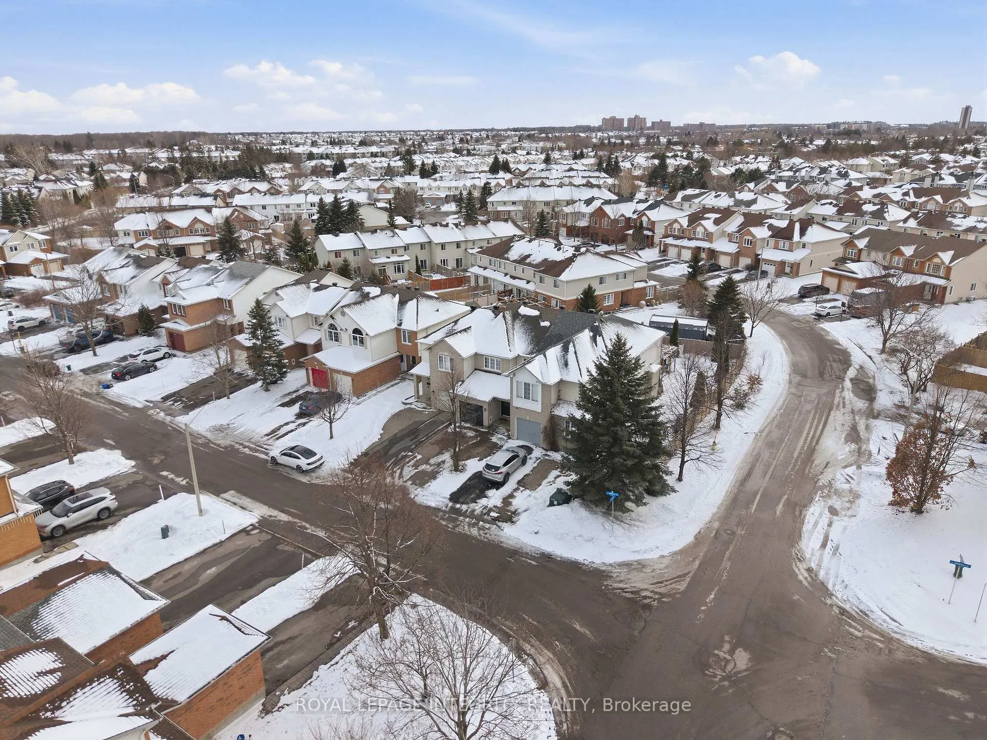 Photo 46 of 4 Binbury Way, Ottawa, Hunt Club Park/Greenboro — HOMEH