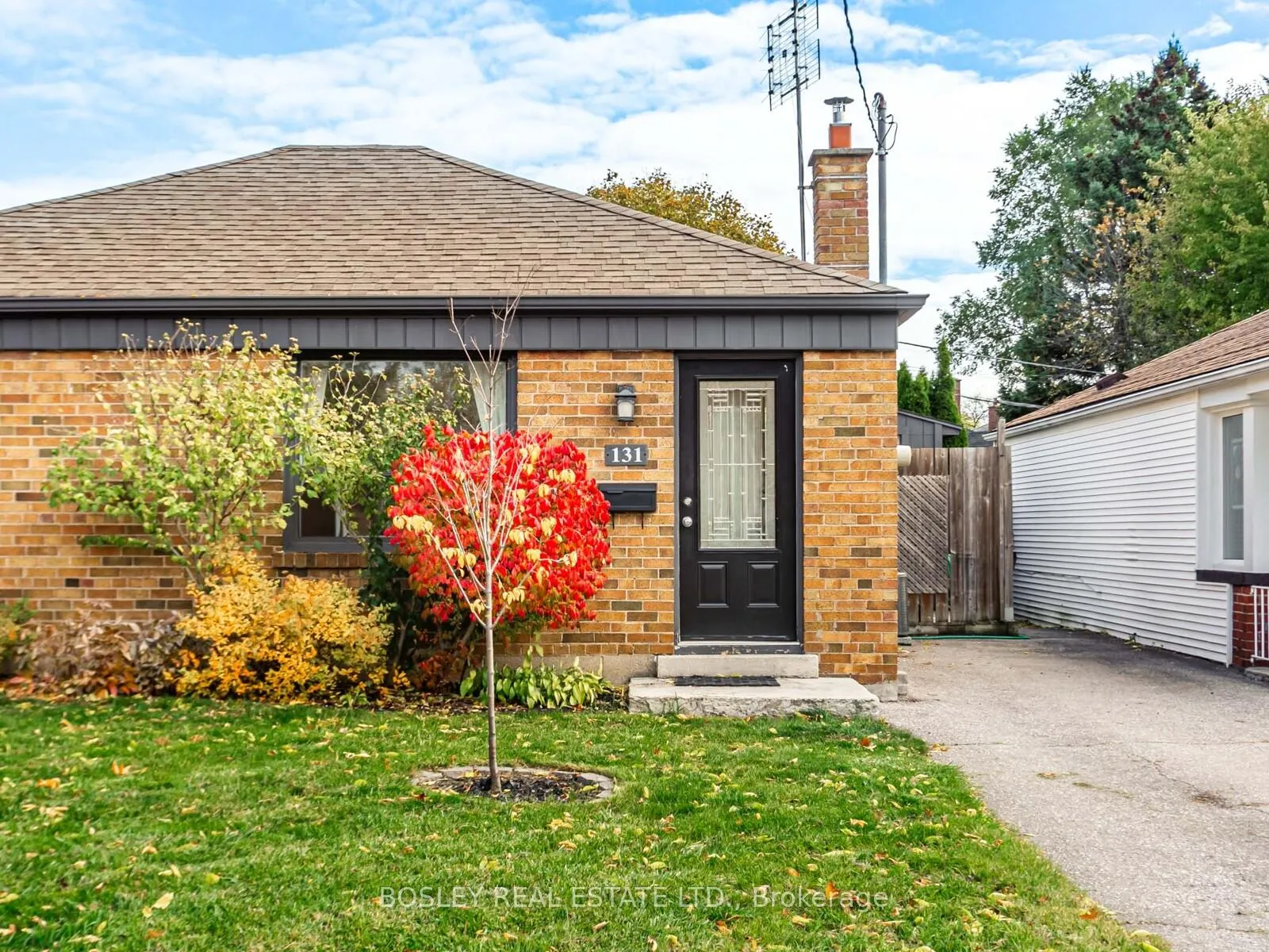 Photo 4 of 131 Meighen Avenue, Toronto, O'Connor-Parkview — HOMEH