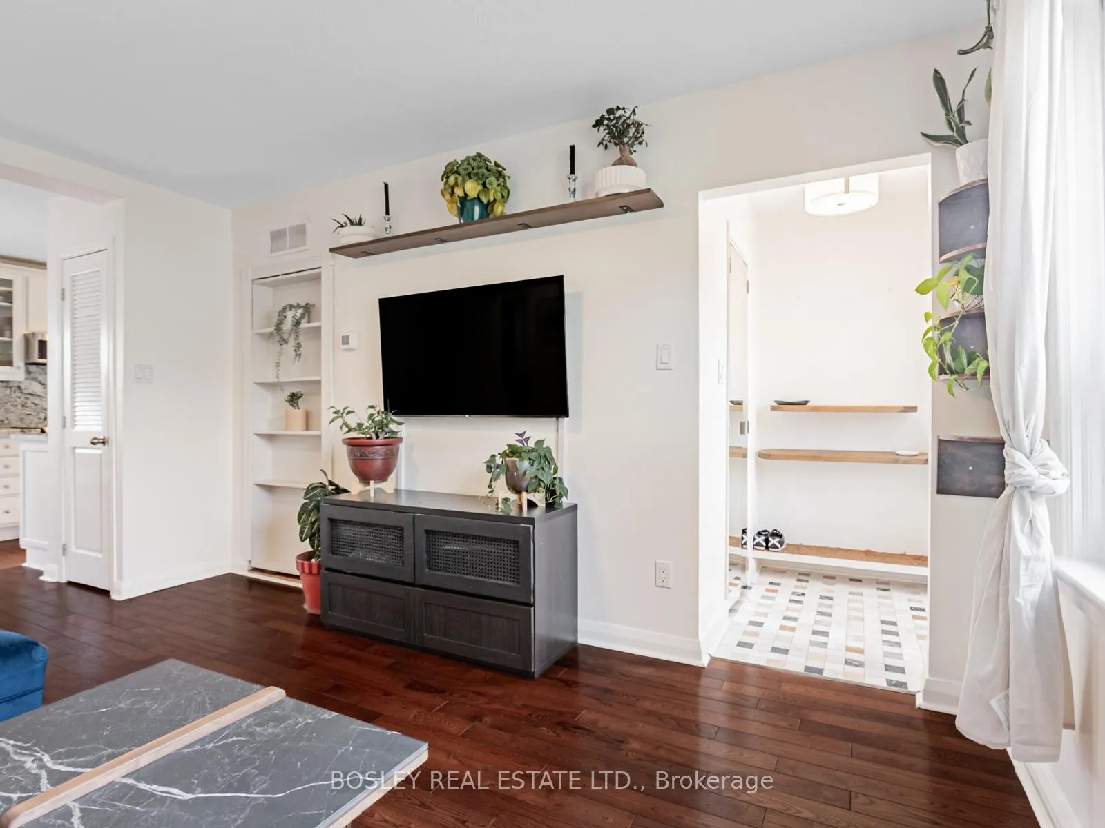 Photo 12 of 131 Meighen Avenue, Toronto, O'Connor-Parkview — HOMEH
