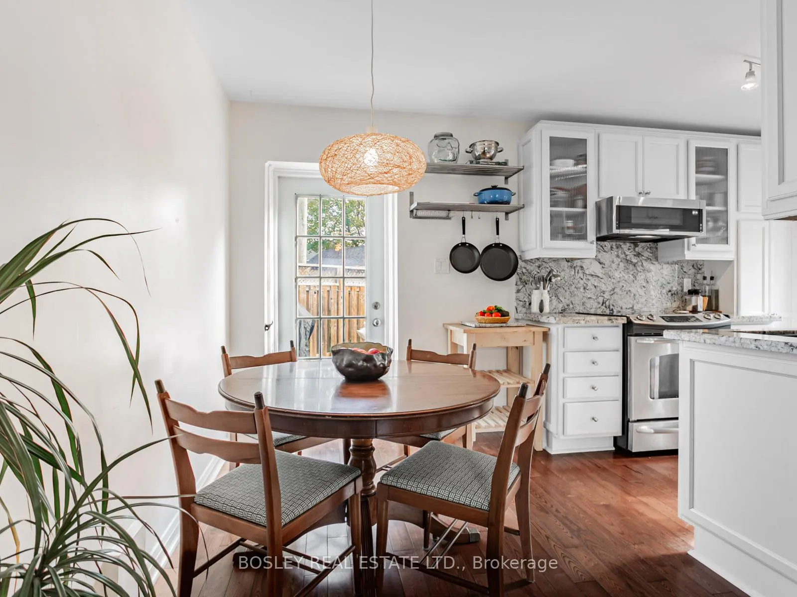 Photo 16 of 131 Meighen Avenue, Toronto, O'Connor-Parkview — HOMEH