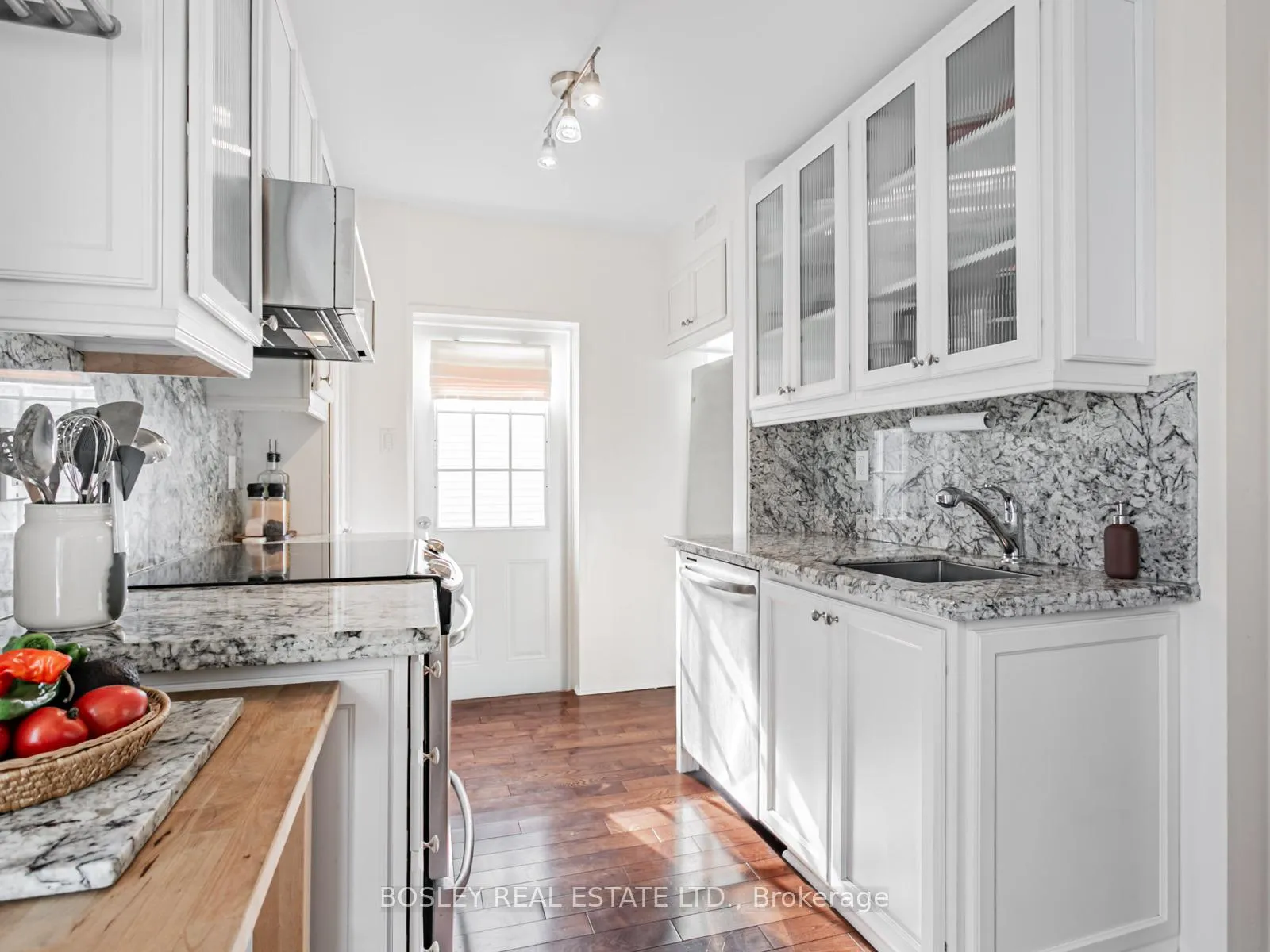 Photo 18 of 131 Meighen Avenue, Toronto, O'Connor-Parkview — HOMEH