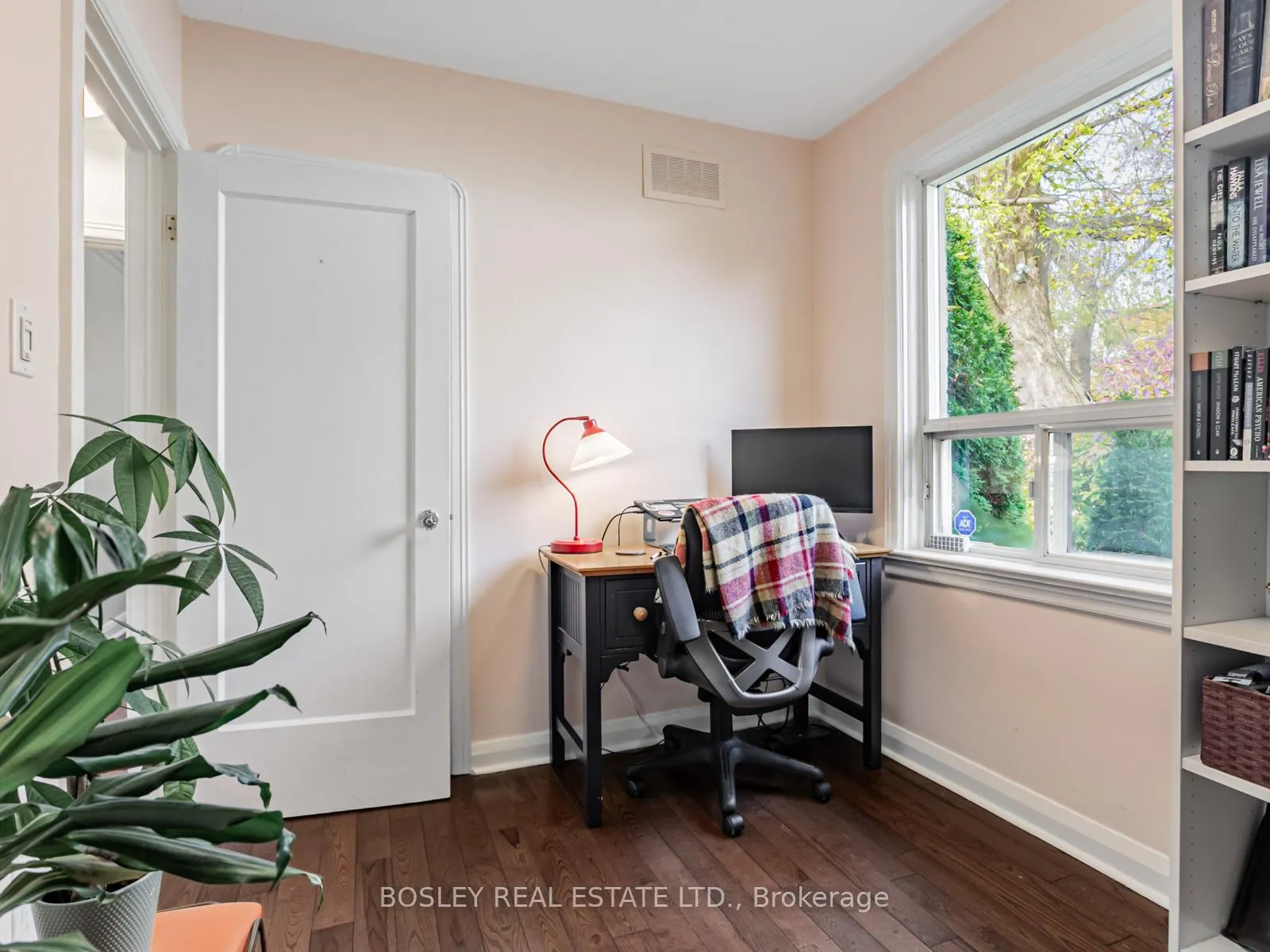 Photo 27 of 131 Meighen Avenue, Toronto, O'Connor-Parkview — HOMEH