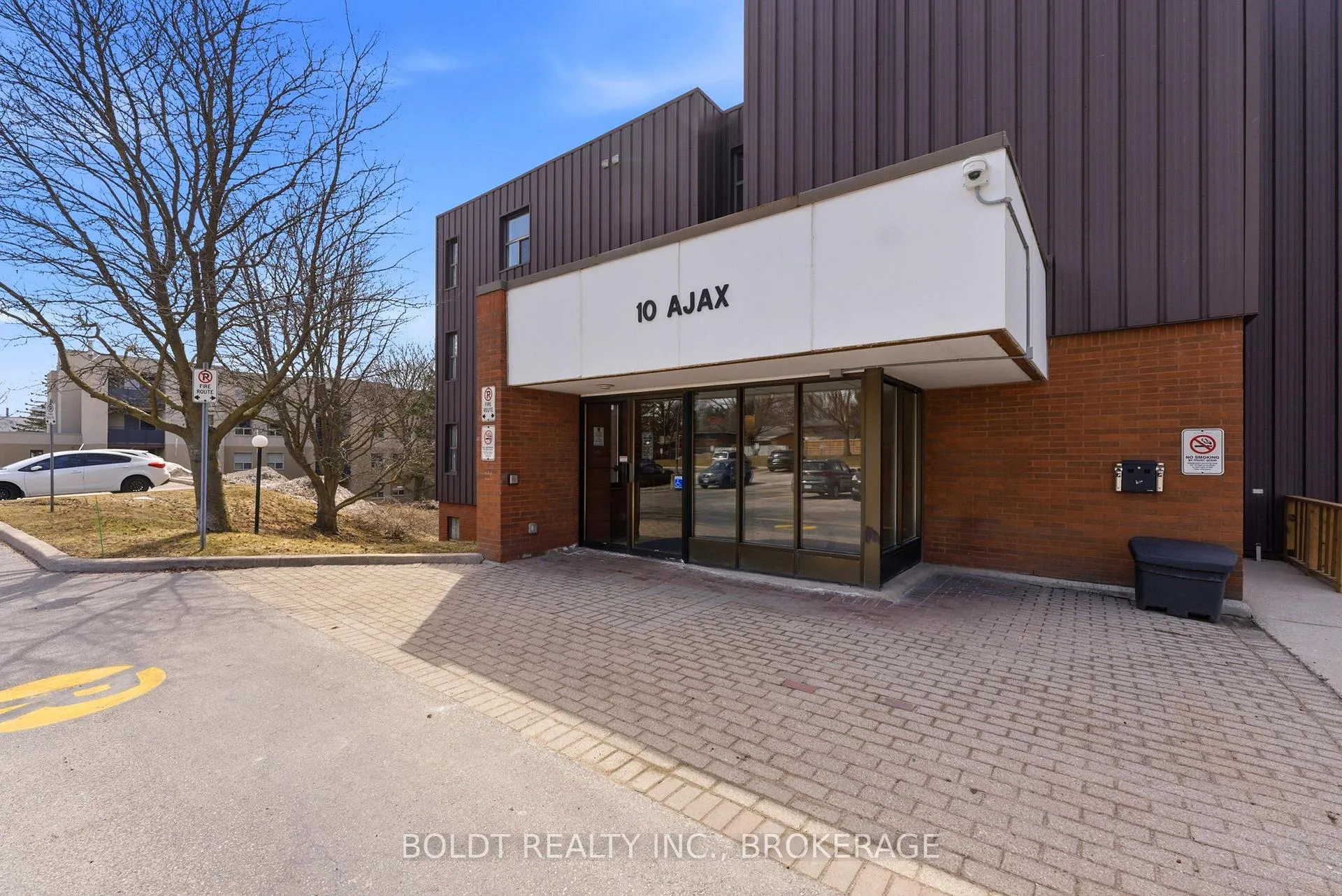 Photo 2 of 10 Ajax Street, Guelph, Junction/Onward Willow — HOMEH