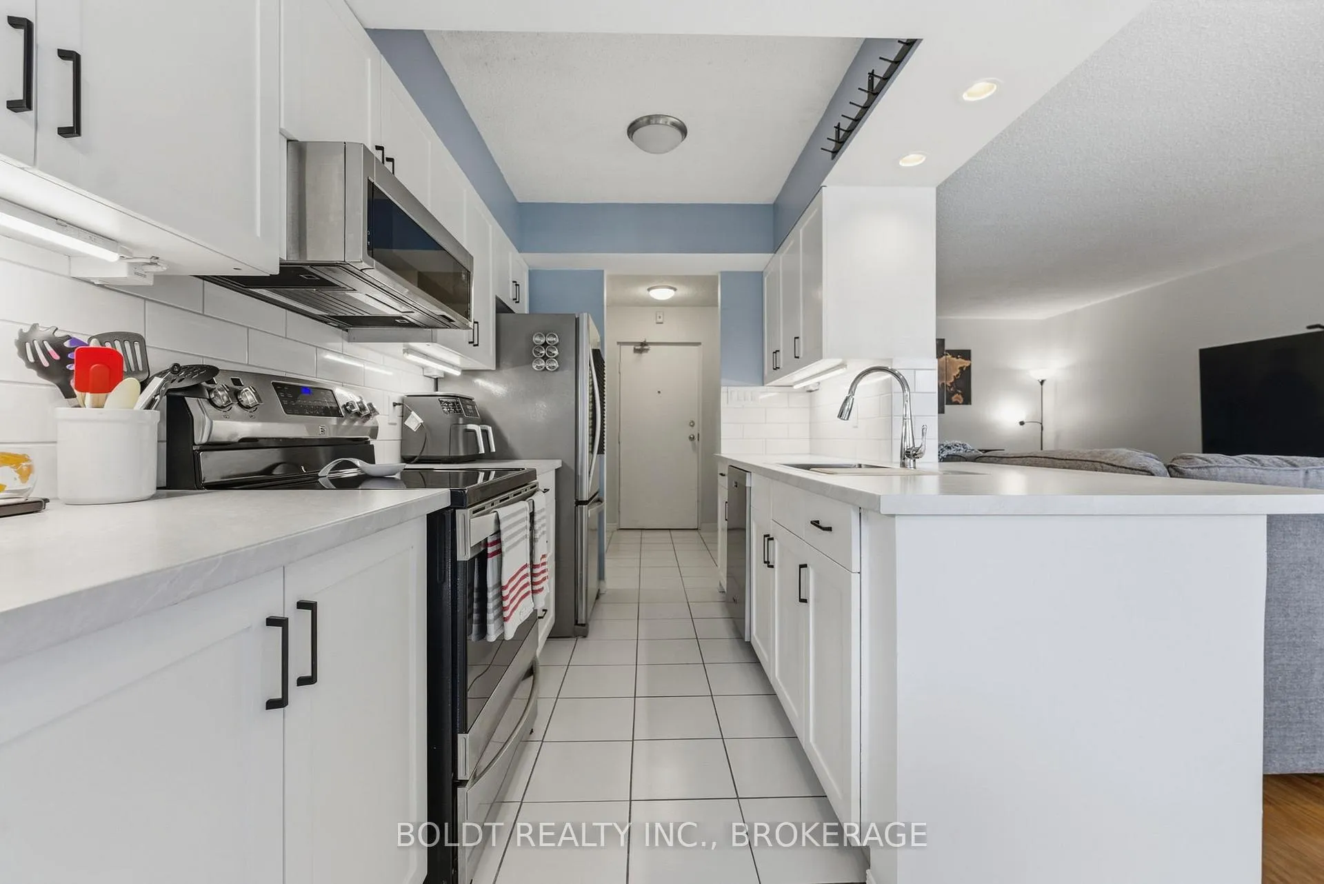 Photo 6 of 10 Ajax Street, Guelph, Junction/Onward Willow — HOMEH