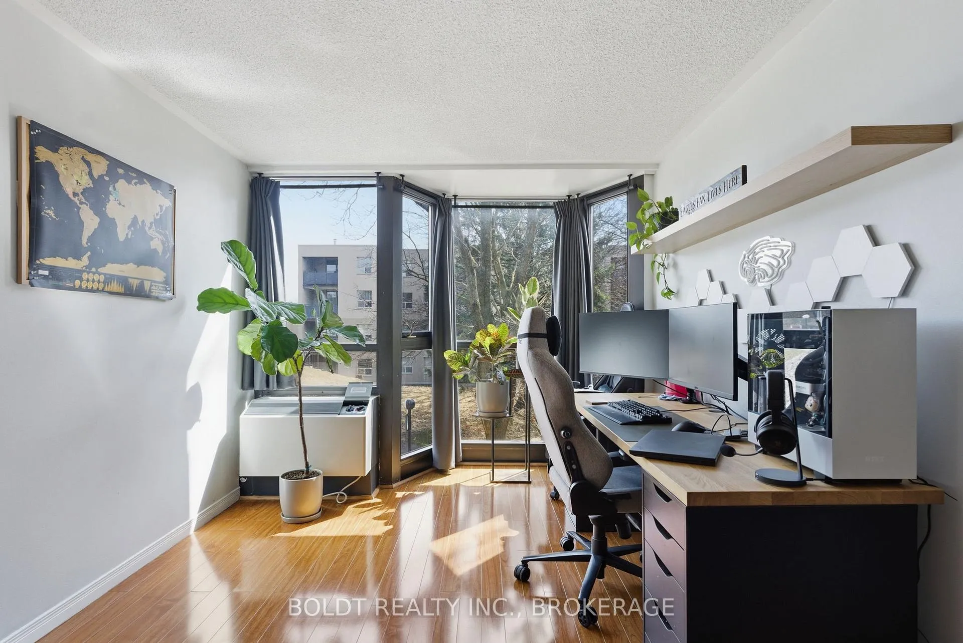 Photo 9 of 10 Ajax Street, Guelph, Junction/Onward Willow — HOMEH