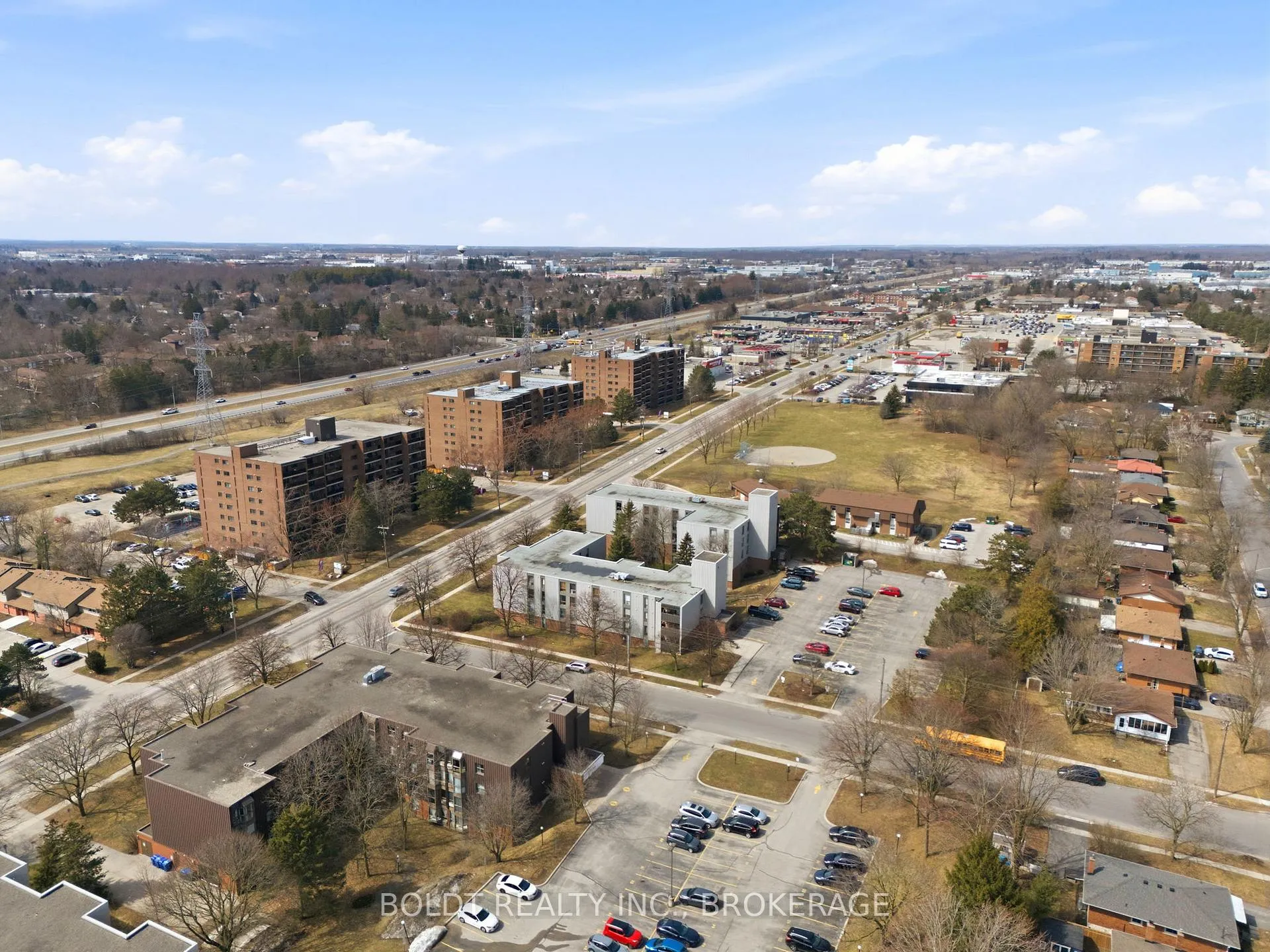 Photo 17 of 10 Ajax Street, Guelph, Junction/Onward Willow — HOMEH