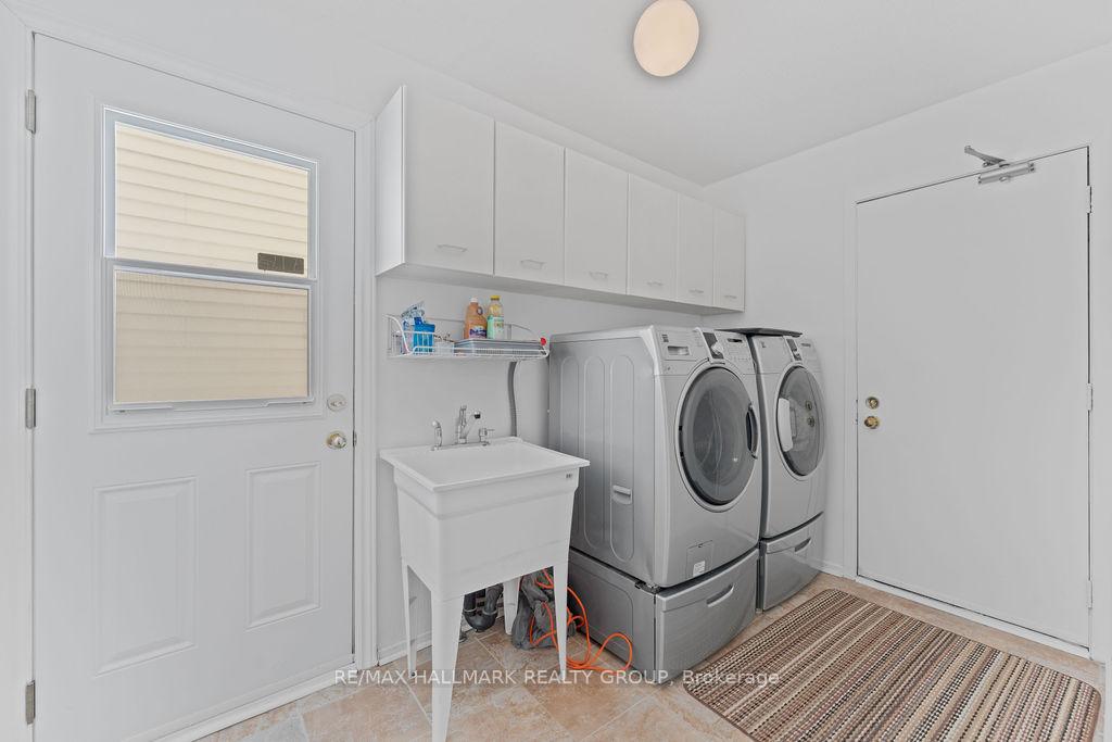 Photo 20 of 23 Pittaway Avenue, Ottawa, Hunt Club Park — HOMEH