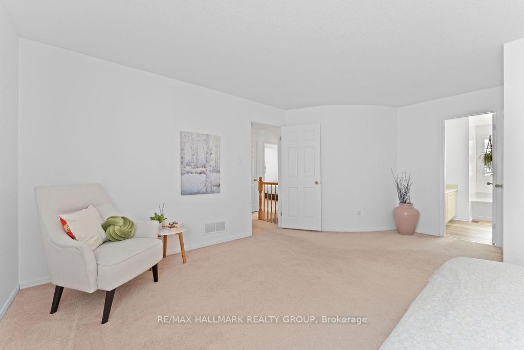 Photo 25 of 23 Pittaway Avenue, Ottawa, Hunt Club Park — HOMEH