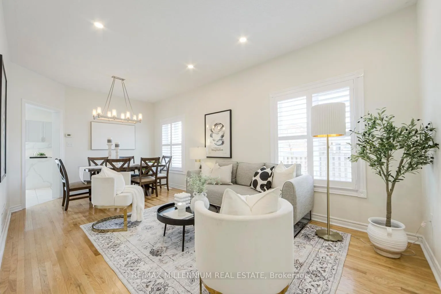 Photo 3 of 163 Golden Avenue, Markham, Middlefield — HOMEH