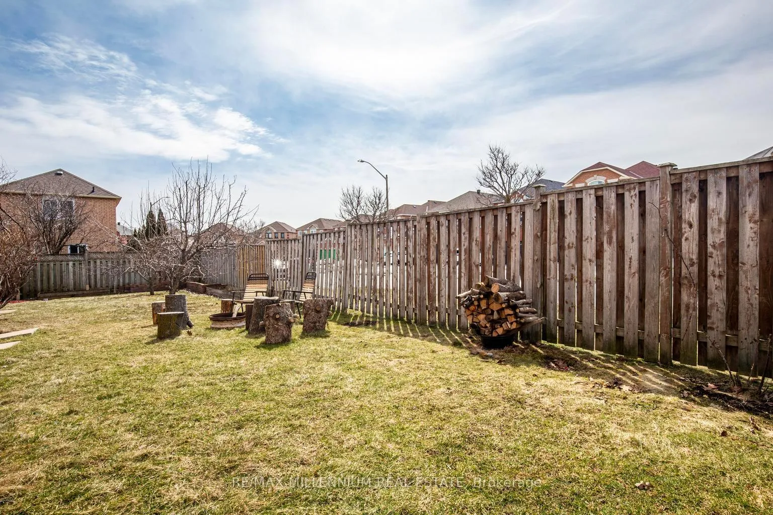 Photo 18 of 163 Golden Avenue, Markham, Middlefield — HOMEH