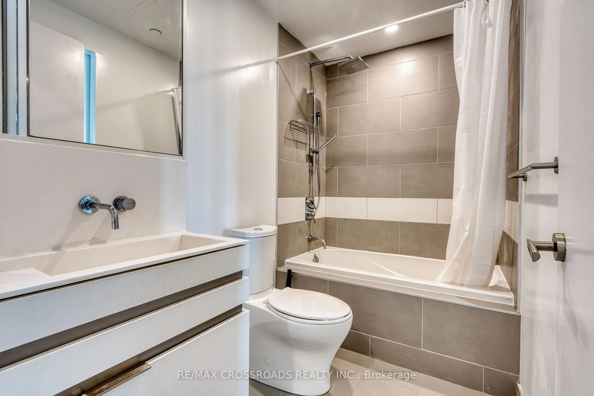 Photo 21 of Unit 1510, 197 Yonge Street, Toronto, Church-Yonge Corridor — HOMEH