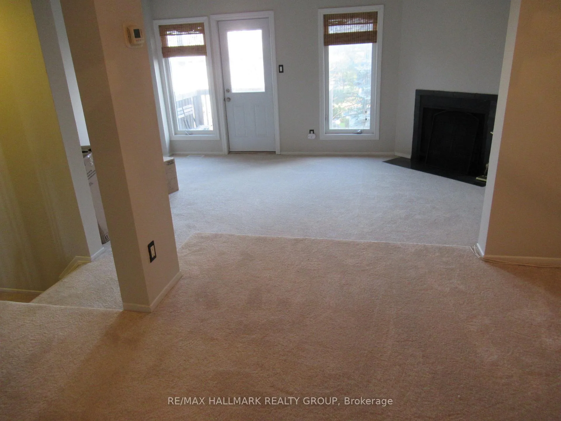 Photo 7 of 81 Lightfoot Place, Ottawa, Kanata - Katimavik — HOMEH