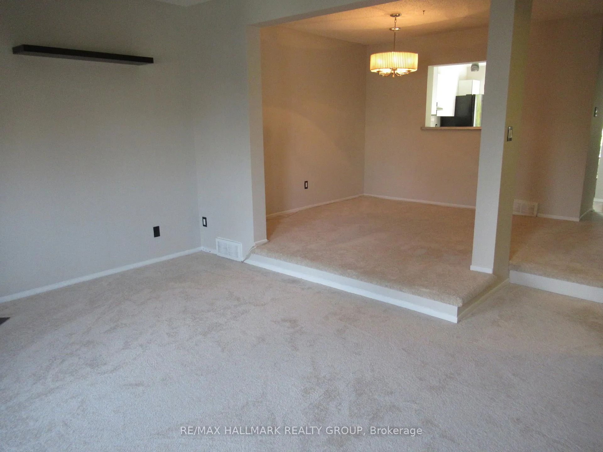 Photo 8 of 81 Lightfoot Place, Ottawa, Kanata - Katimavik — HOMEH