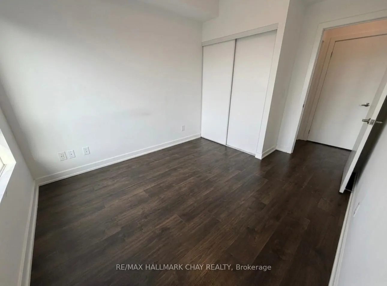 Photo 10 of Unit 912, 56 Lakeside Terrace, Barrie, Little Lake — HOMEH