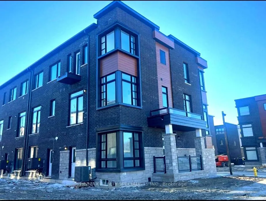Photo 1 of 60 Inverary Crescent, Vaughan, Elder Mills — HOMEH