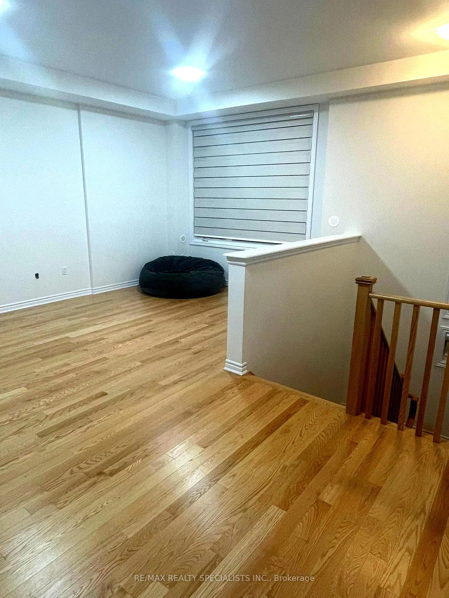 Photo 6 of 60 Inverary Crescent, Vaughan, Elder Mills — HOMEH
