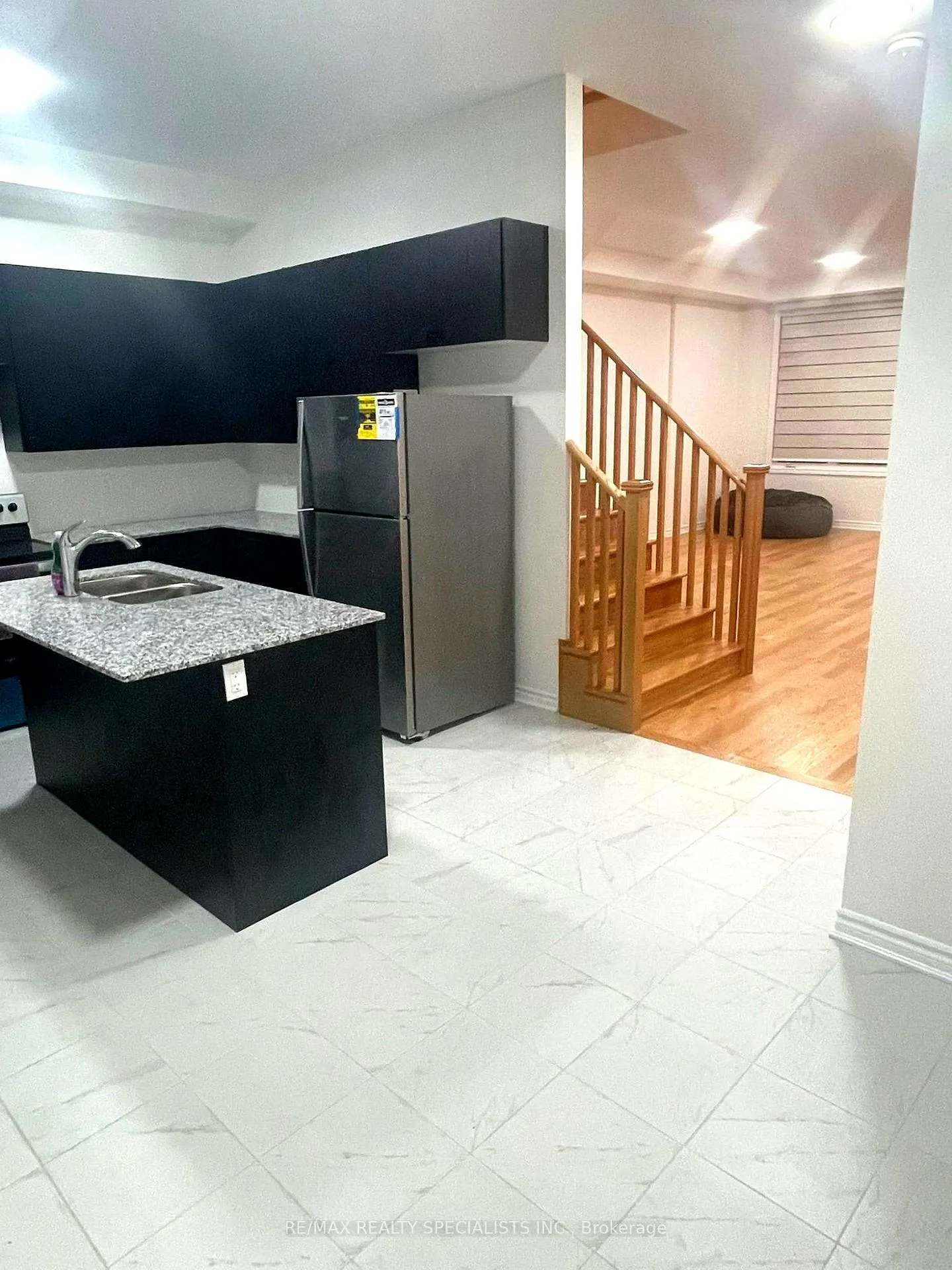 Photo 7 of 60 Inverary Crescent, Vaughan, Elder Mills — HOMEH