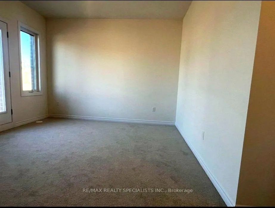 Photo 11 of 60 Inverary Crescent, Vaughan, Elder Mills — HOMEH