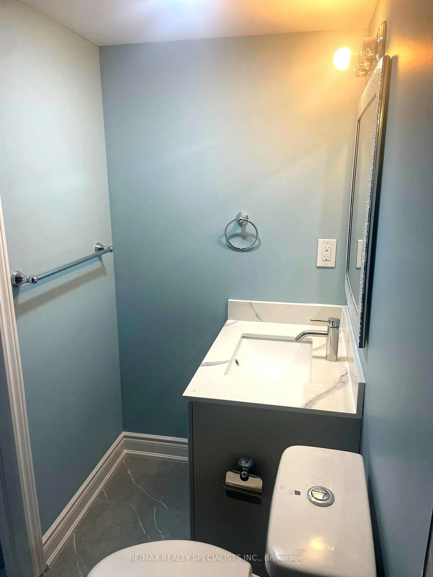 Photo 13 of 60 Inverary Crescent, Vaughan, Elder Mills — HOMEH
