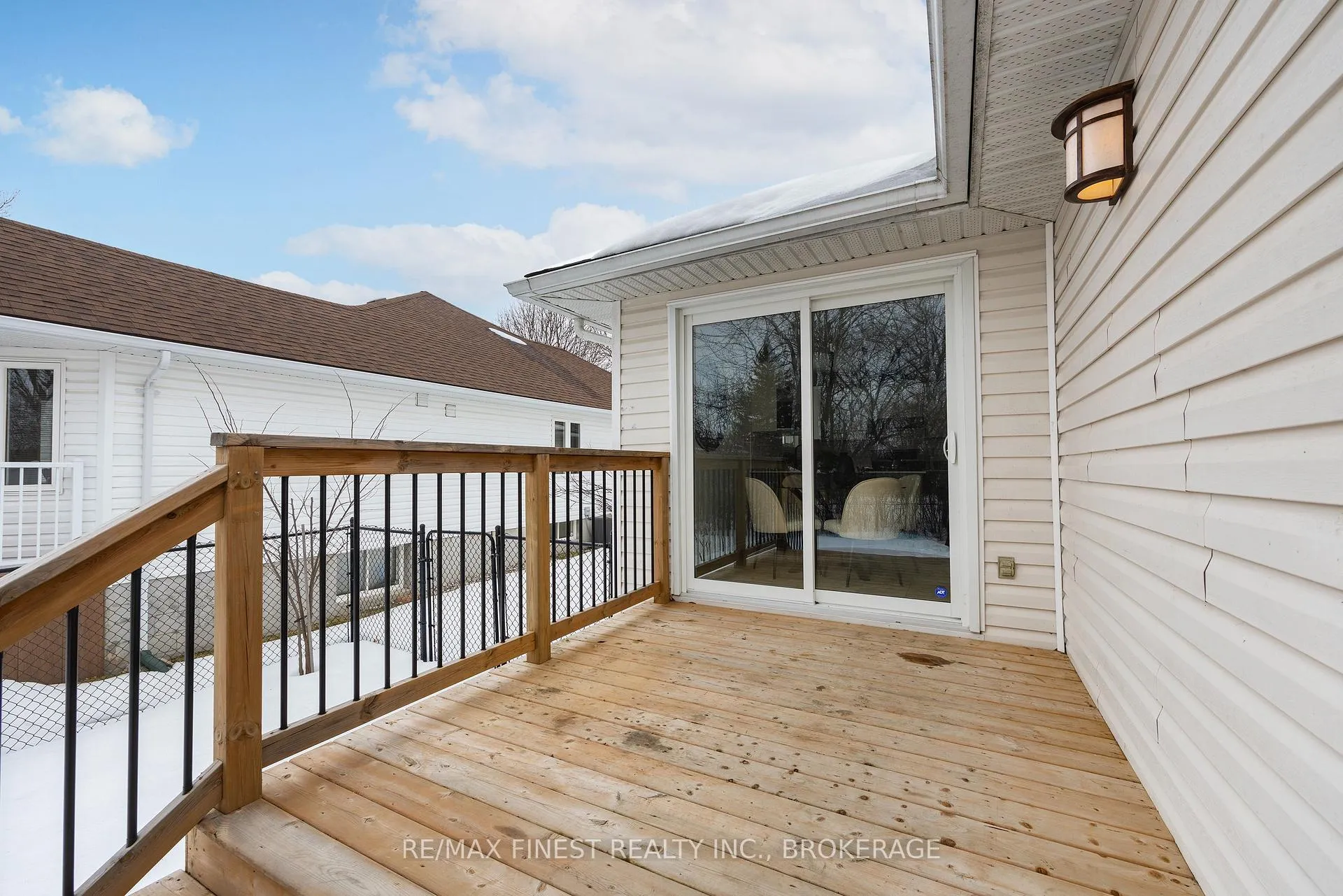 Photo 5 of 405 Fieldstone Drive, Kingston, Kingston East (Incl Barret Crt) — HOMEH