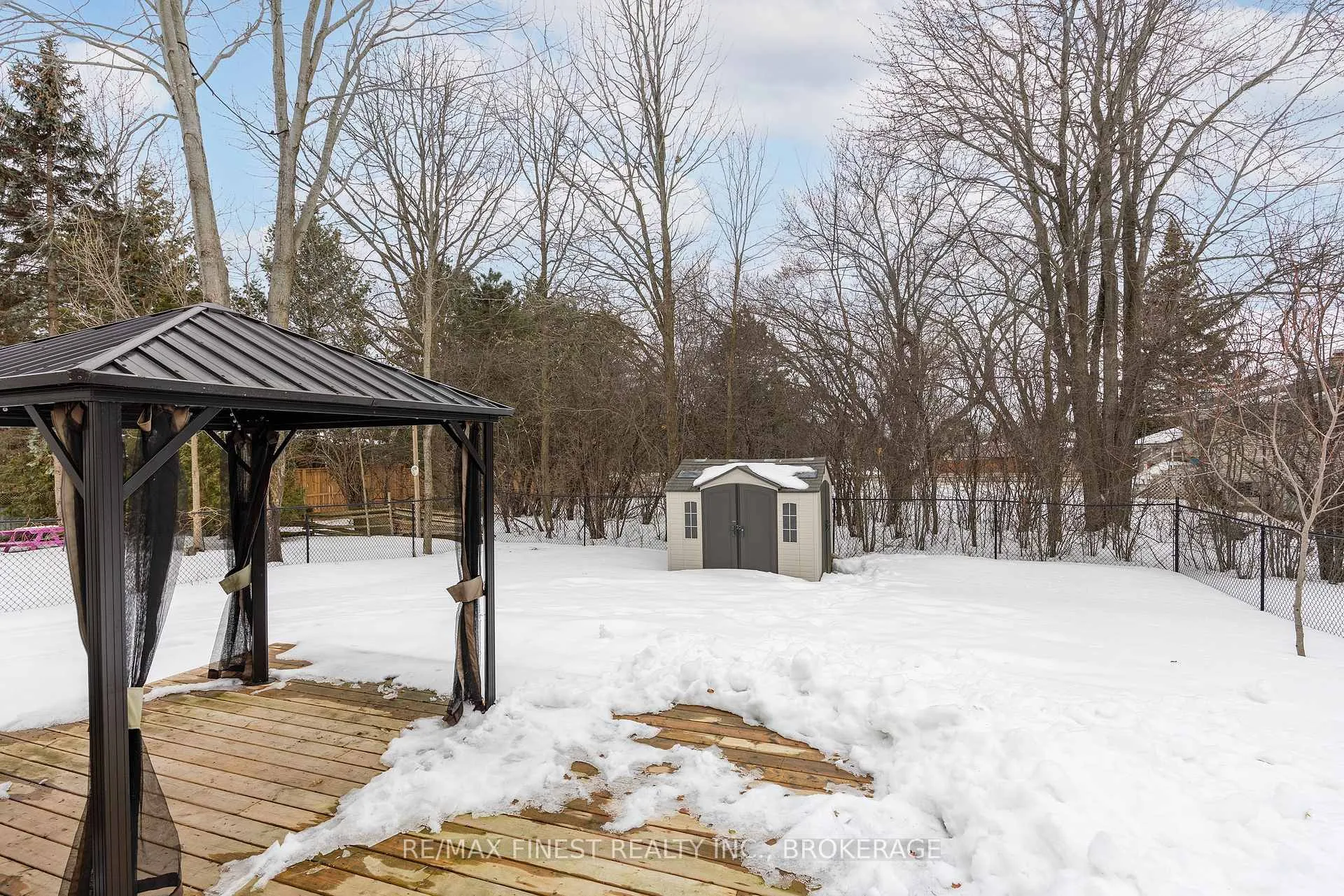 Photo 7 of 405 Fieldstone Drive, Kingston, Kingston East (Incl Barret Crt) — HOMEH
